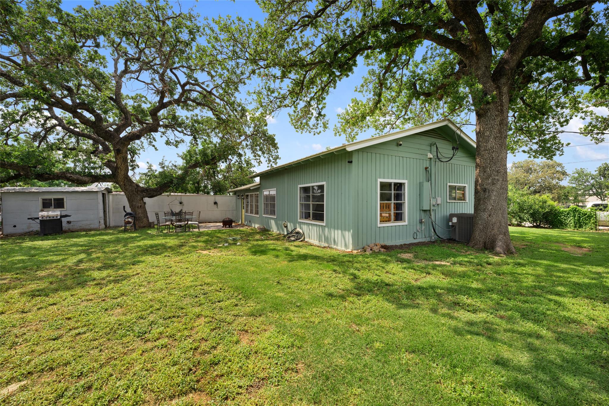 1418 Kingshill Dr, Granite Shoals, TX 78654
