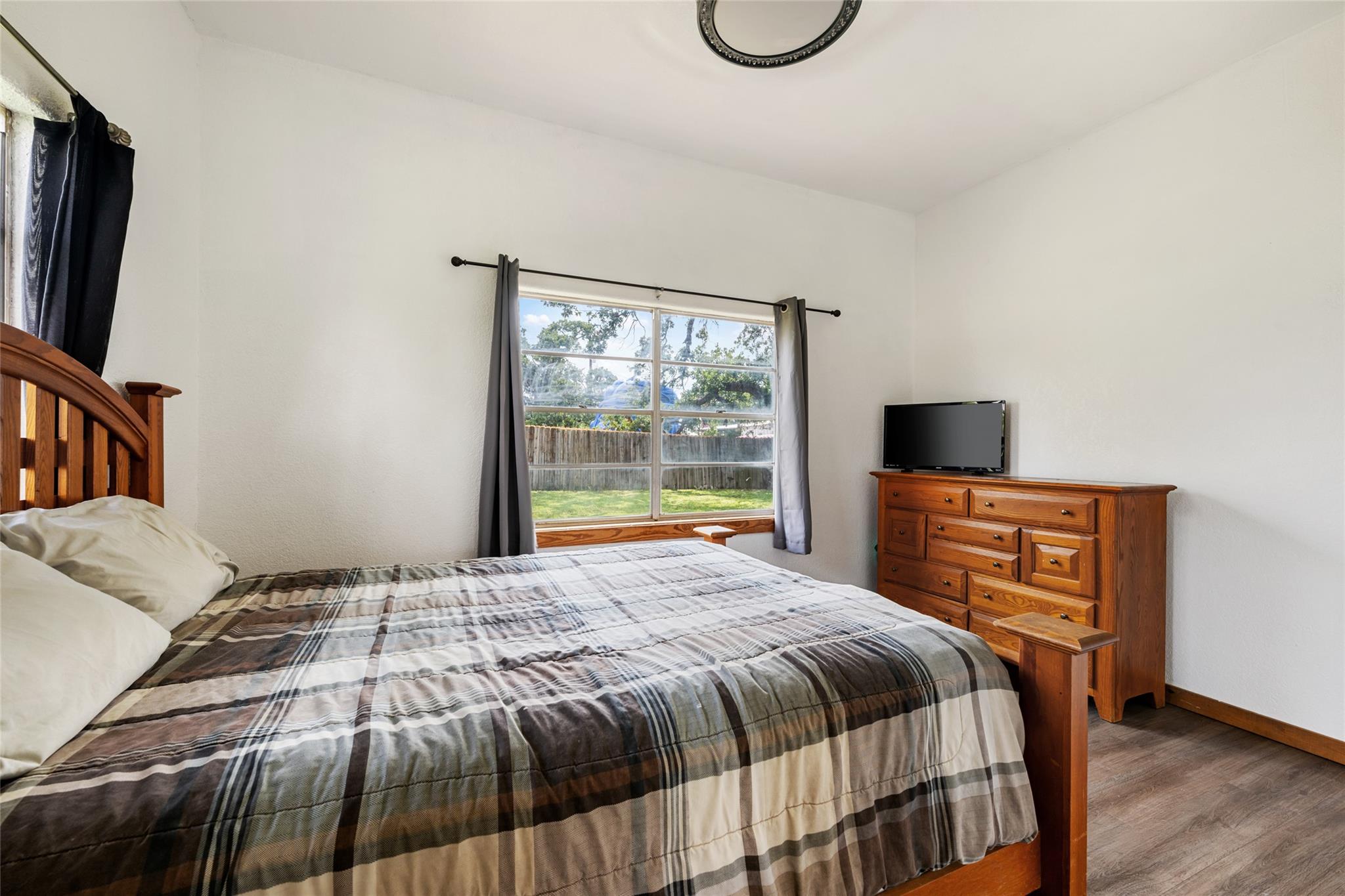 1418 Kingshill Dr, Granite Shoals, TX 78654