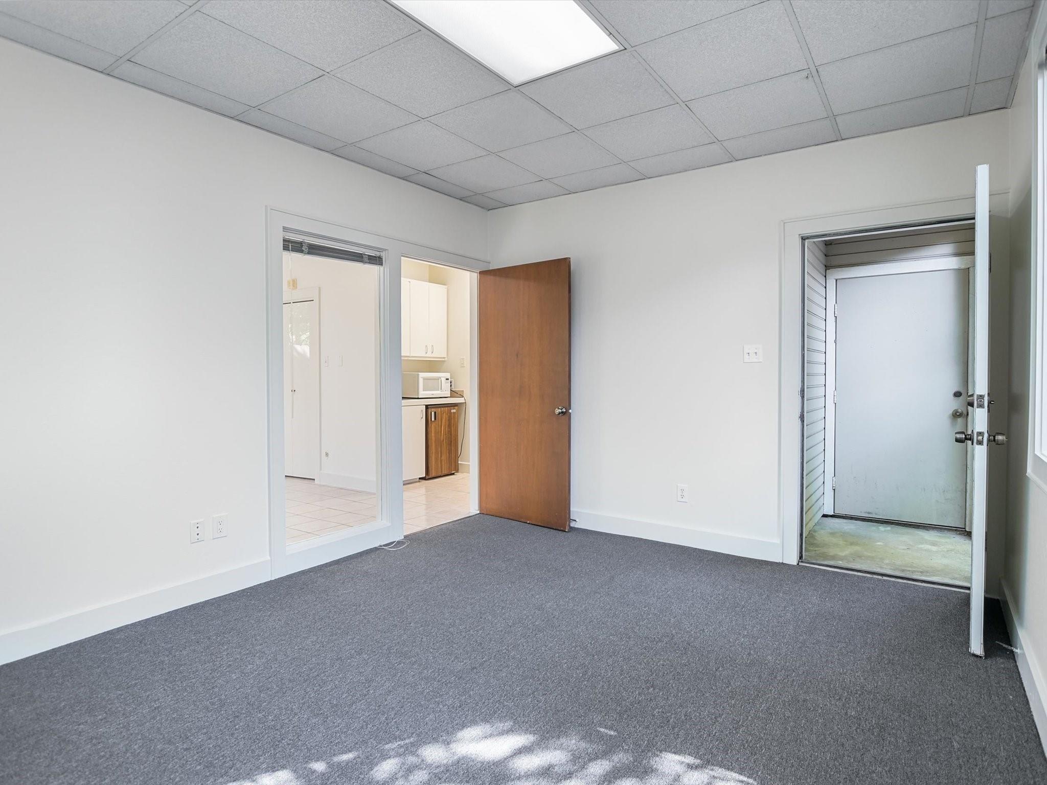 608 W Oltorf St # A, Austin, TX 78704