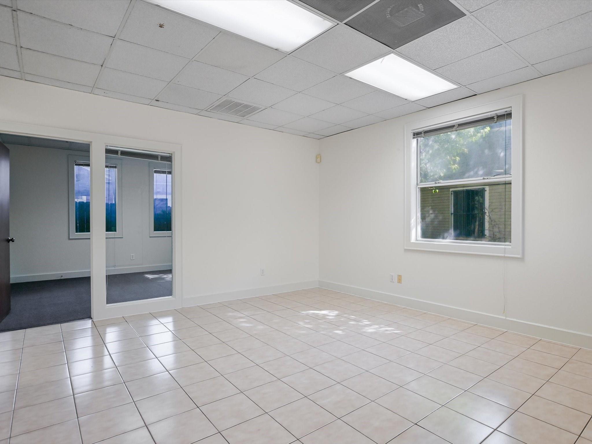 608 W Oltorf St # A, Austin, TX 78704