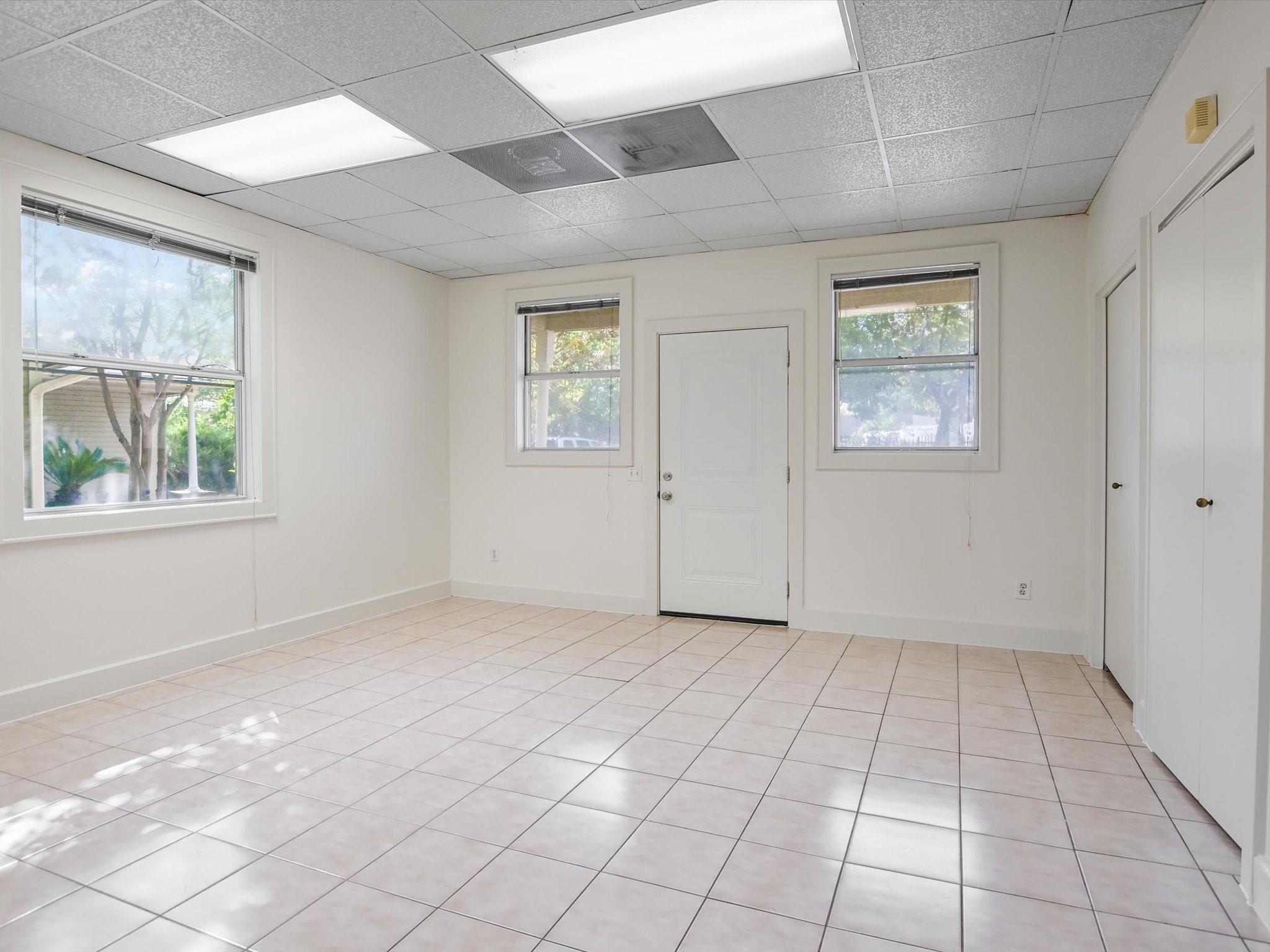 608 W Oltorf St # A, Austin, TX 78704