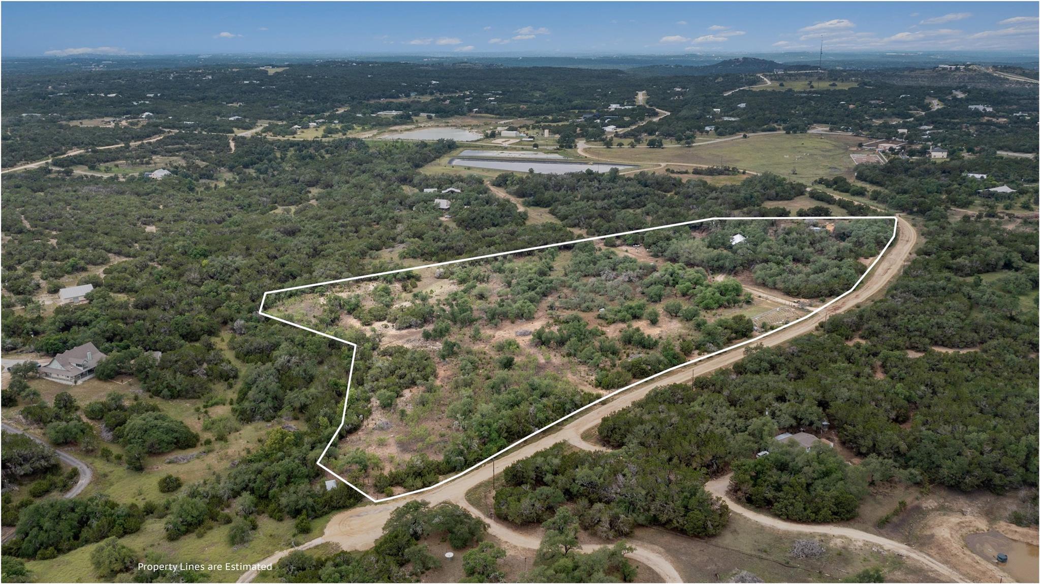 204 E Lakeshore Dr, Dripping Springs, TX 78620