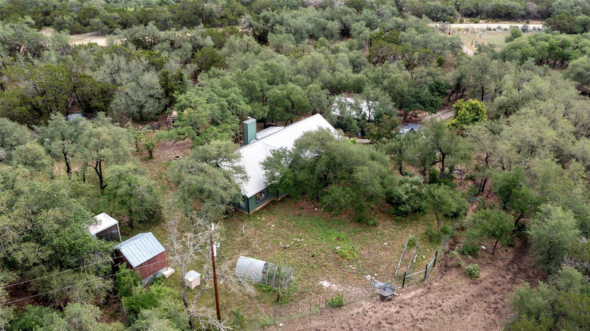 204 E Lakeshore Dr, Dripping Springs, TX 78620