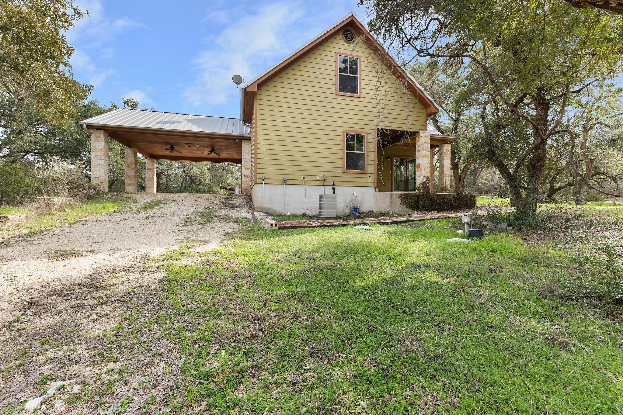 116 Cascade Trl, Wimberley, TX 78666