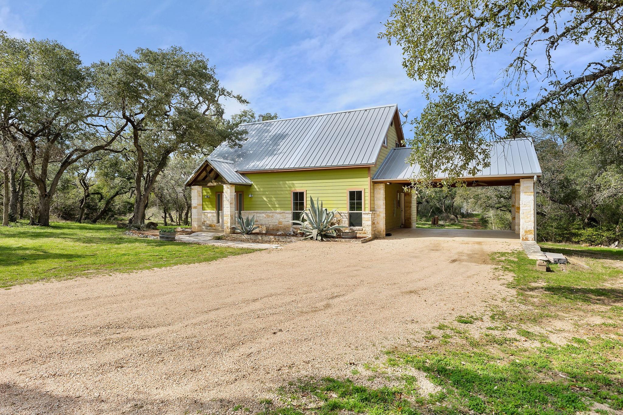 116 Cascade Trl, Wimberley, TX 78666