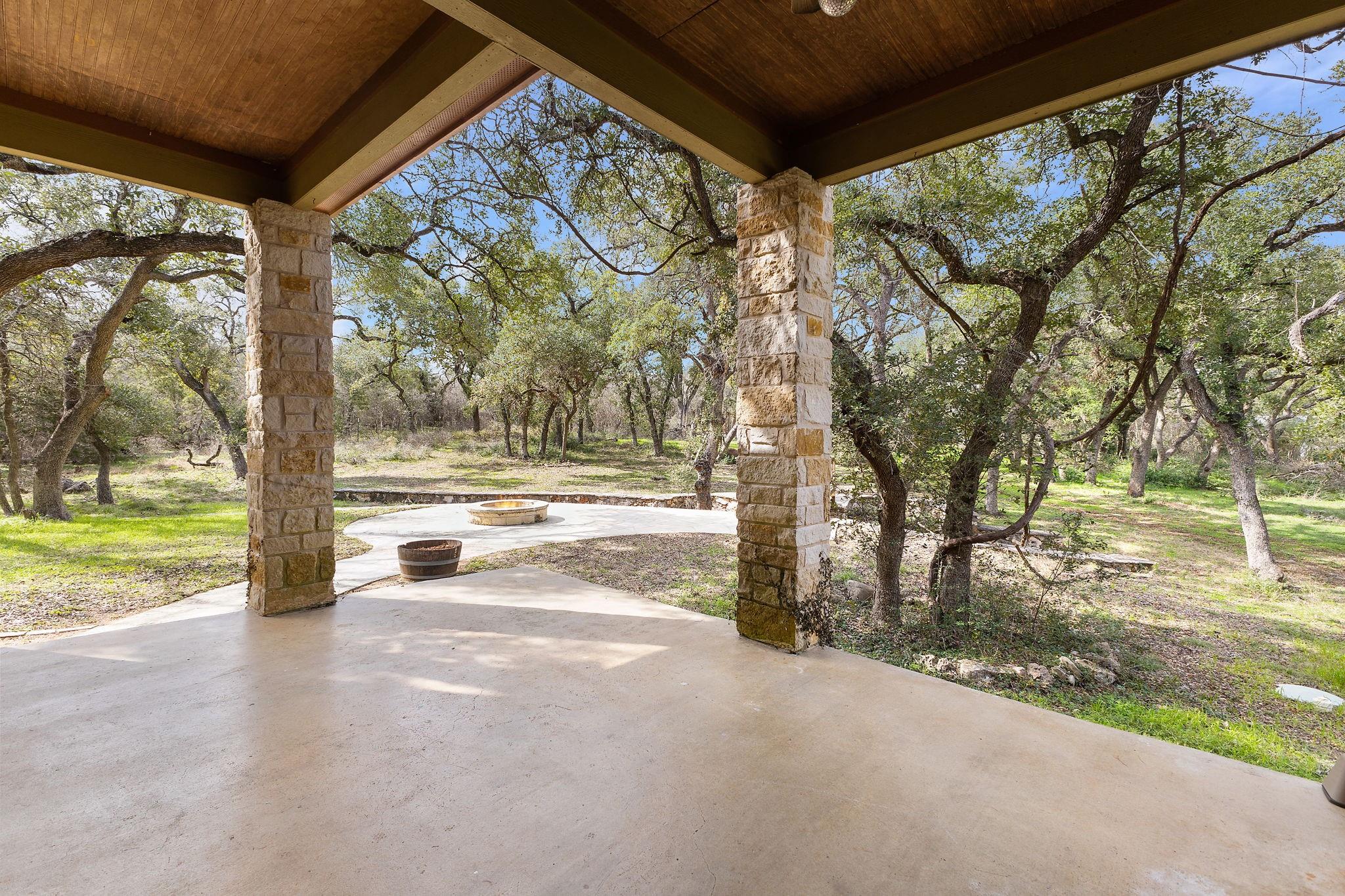 116 Cascade Trl, Wimberley, TX 78666