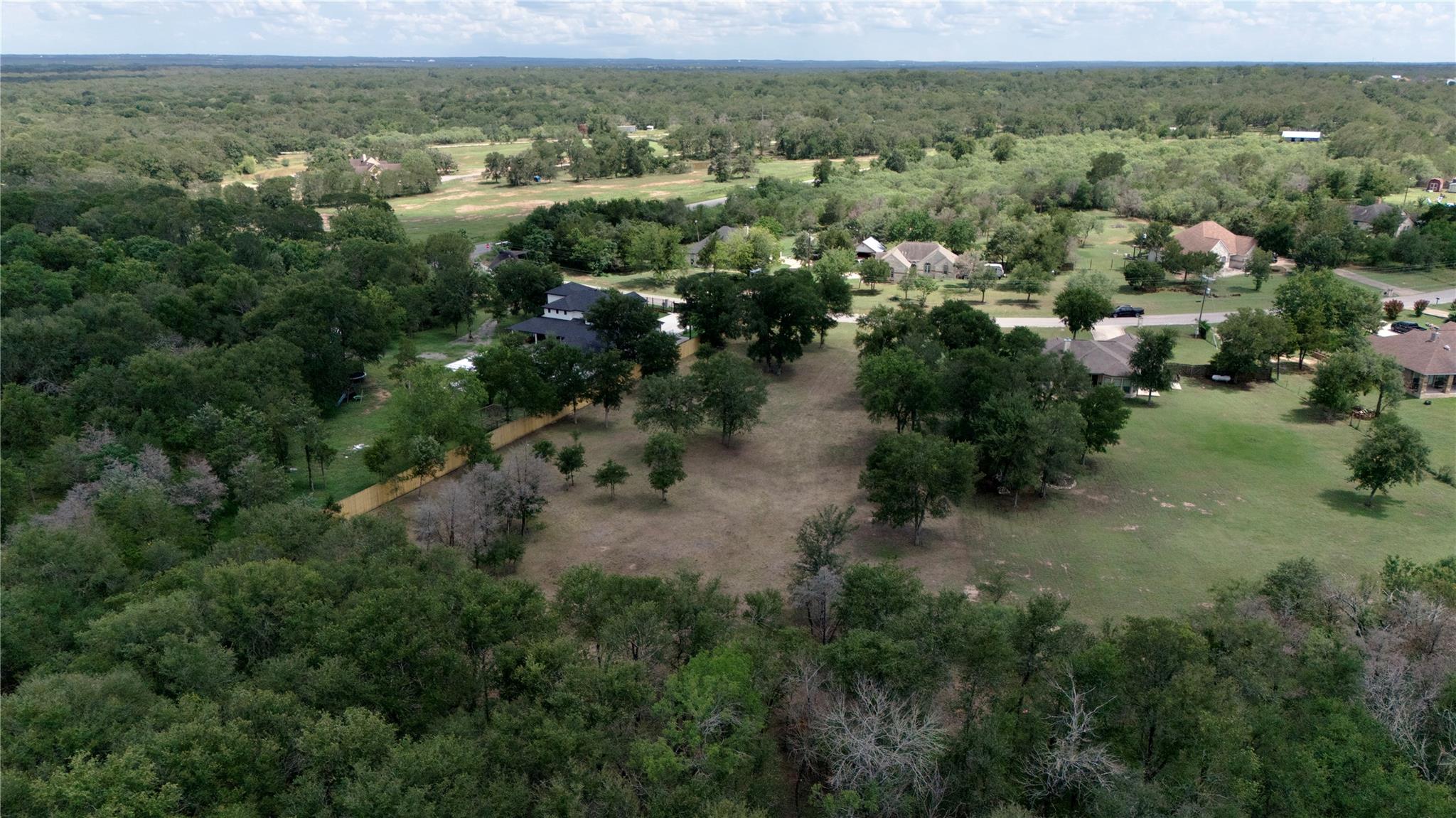 112 Creekwood Trl, Cedar Creek, TX 78612