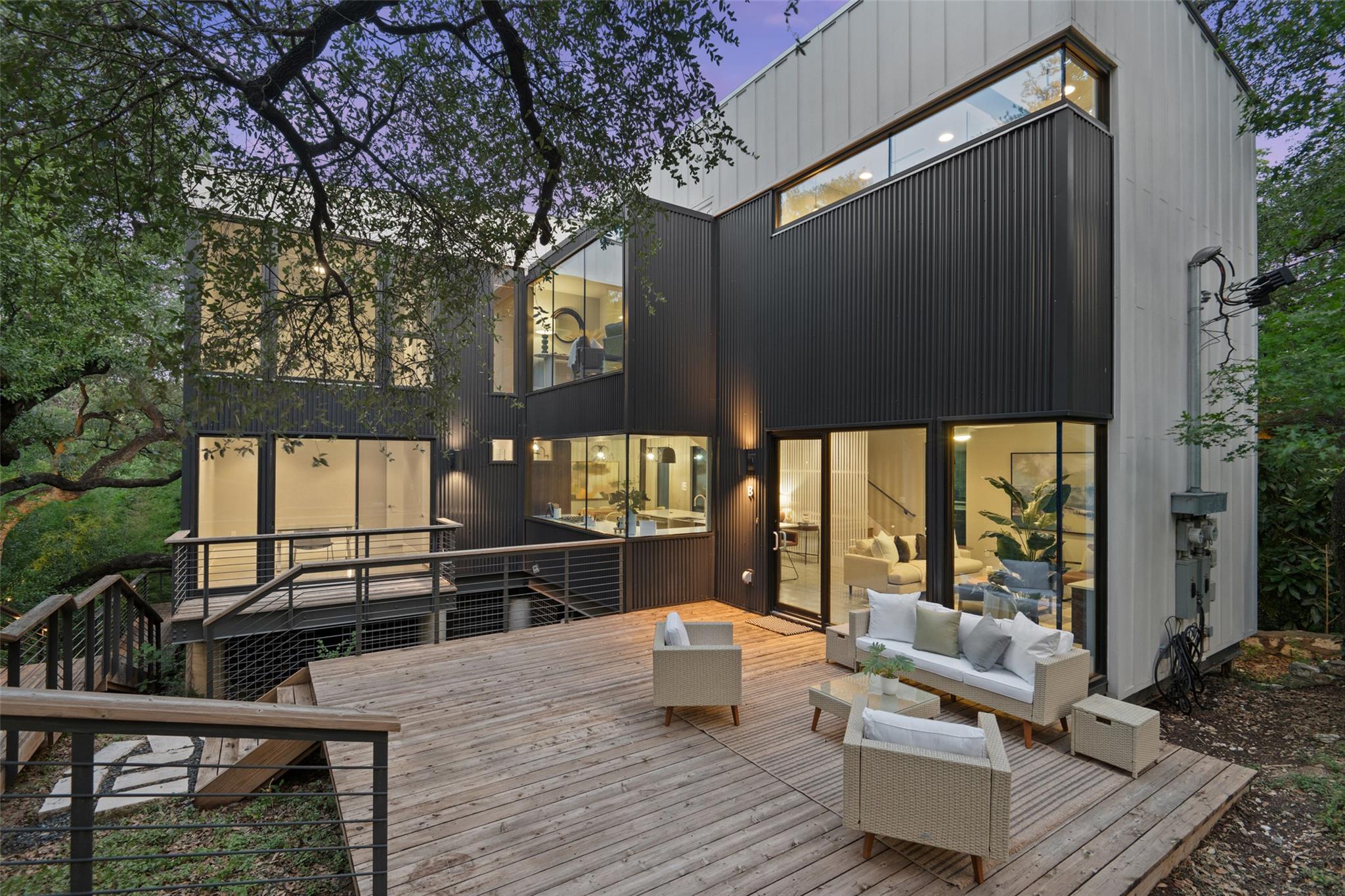 1327 Bonham Ter # B, Austin, TX 78704