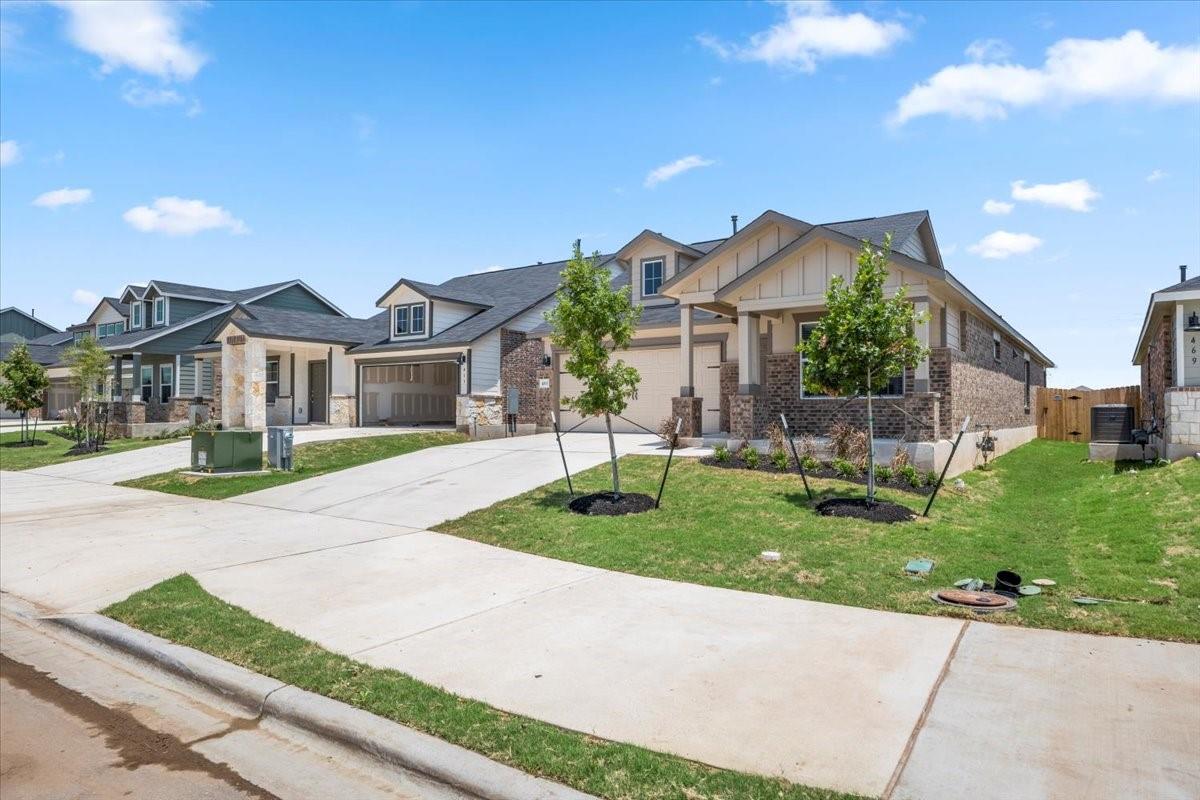 461 Alamito Ave, Kyle, TX 78640