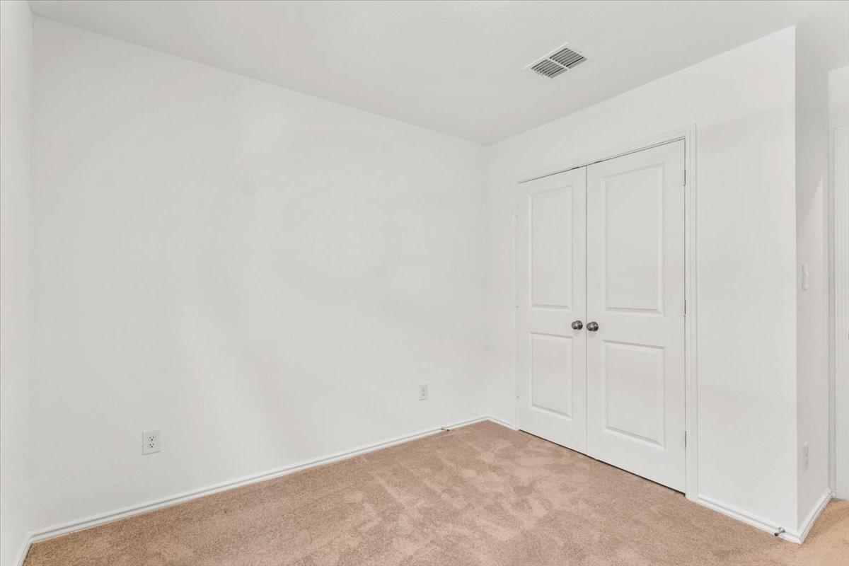461 Alamito Ave, Kyle, TX 78640