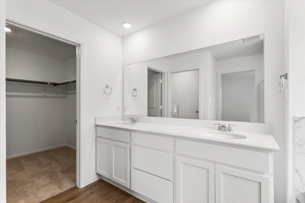 461 Alamito Ave, Kyle, TX 78640