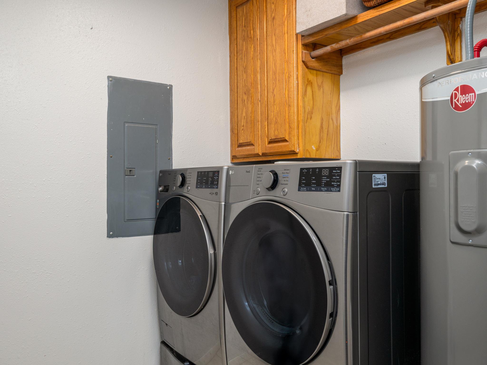 920 Haley Ave, Rockdale, TX 76567