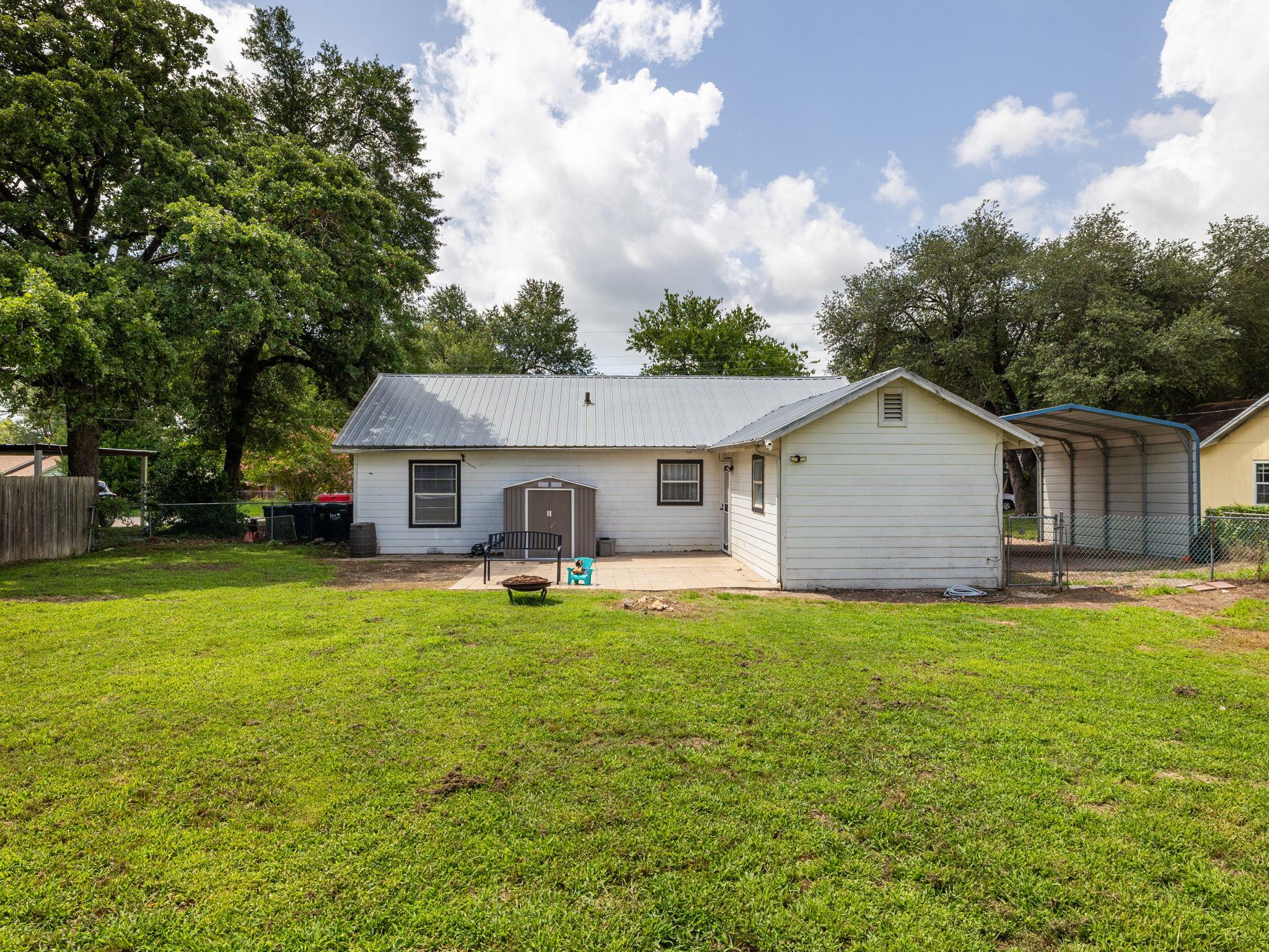 920 Haley Ave, Rockdale, TX 76567