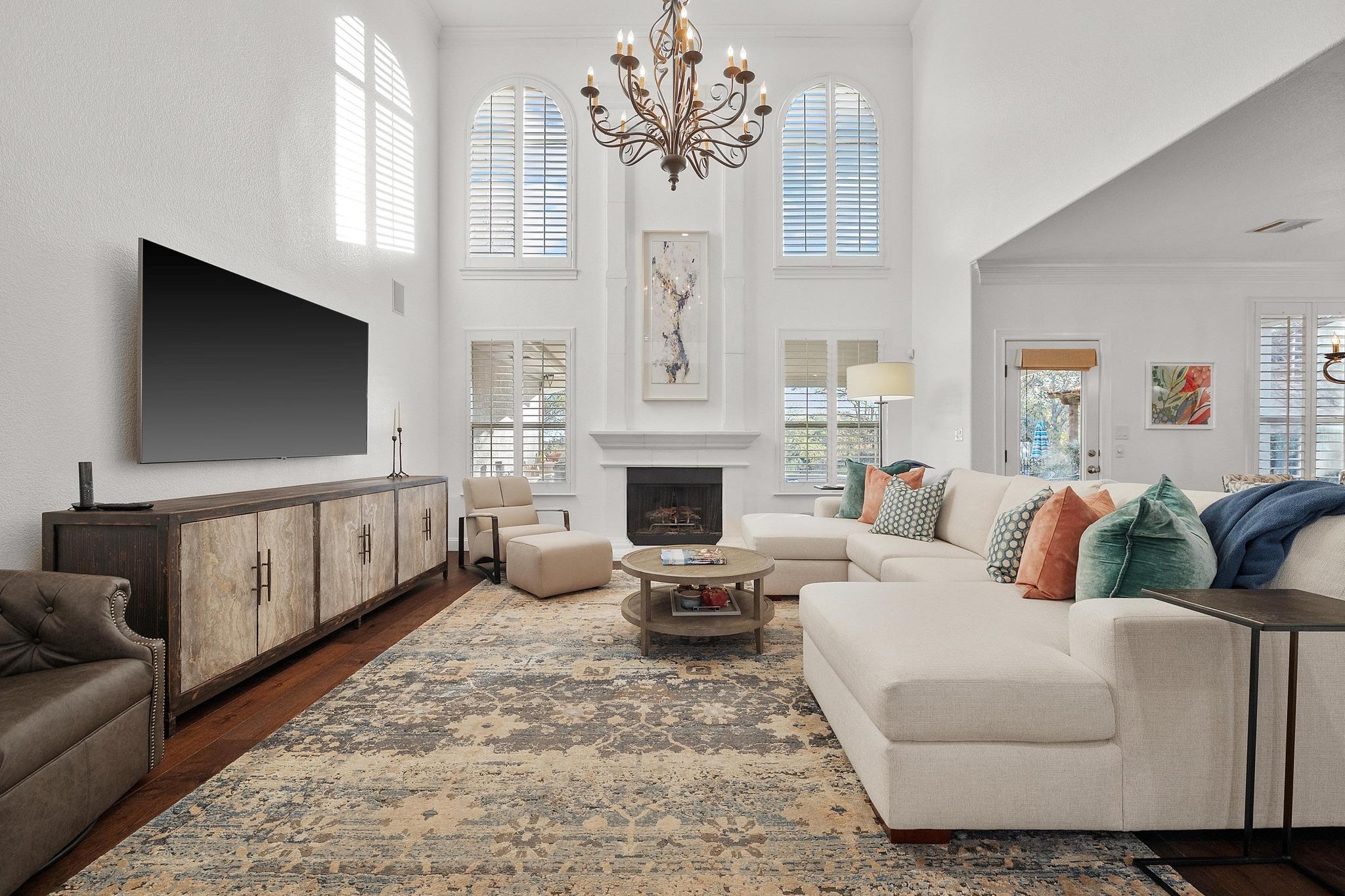 11208 Woodland Hills Trl, Austin, TX 78732