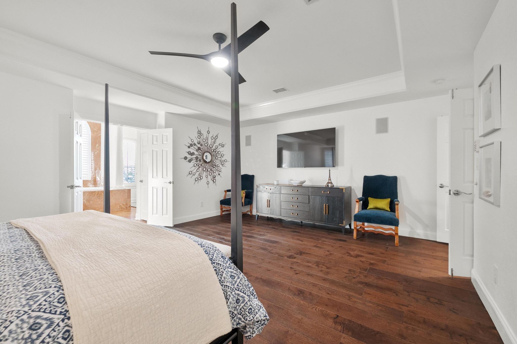 11208 Woodland Hills Trl, Austin, TX 78732