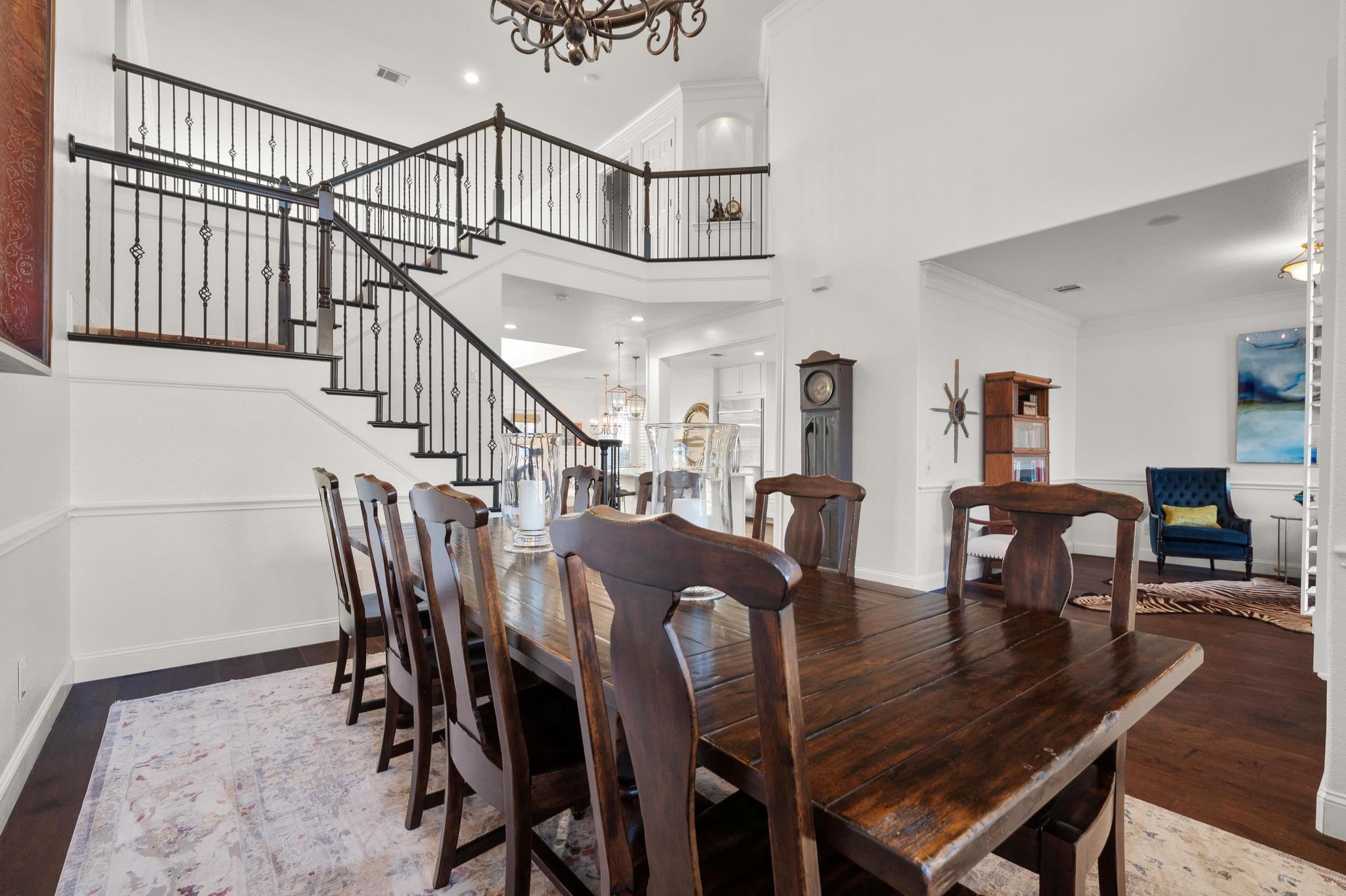 11208 Woodland Hills Trl, Austin, TX 78732