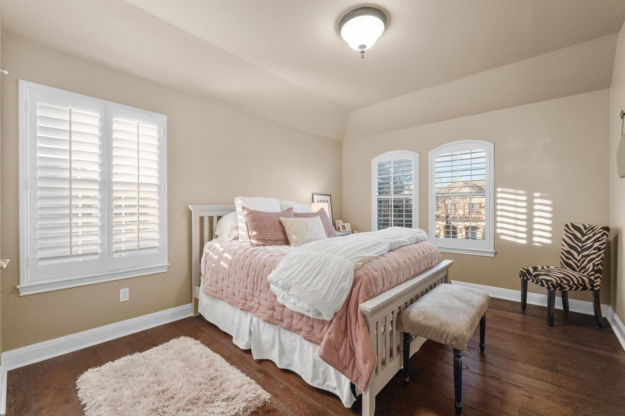 11208 Woodland Hills Trl, Austin, TX 78732