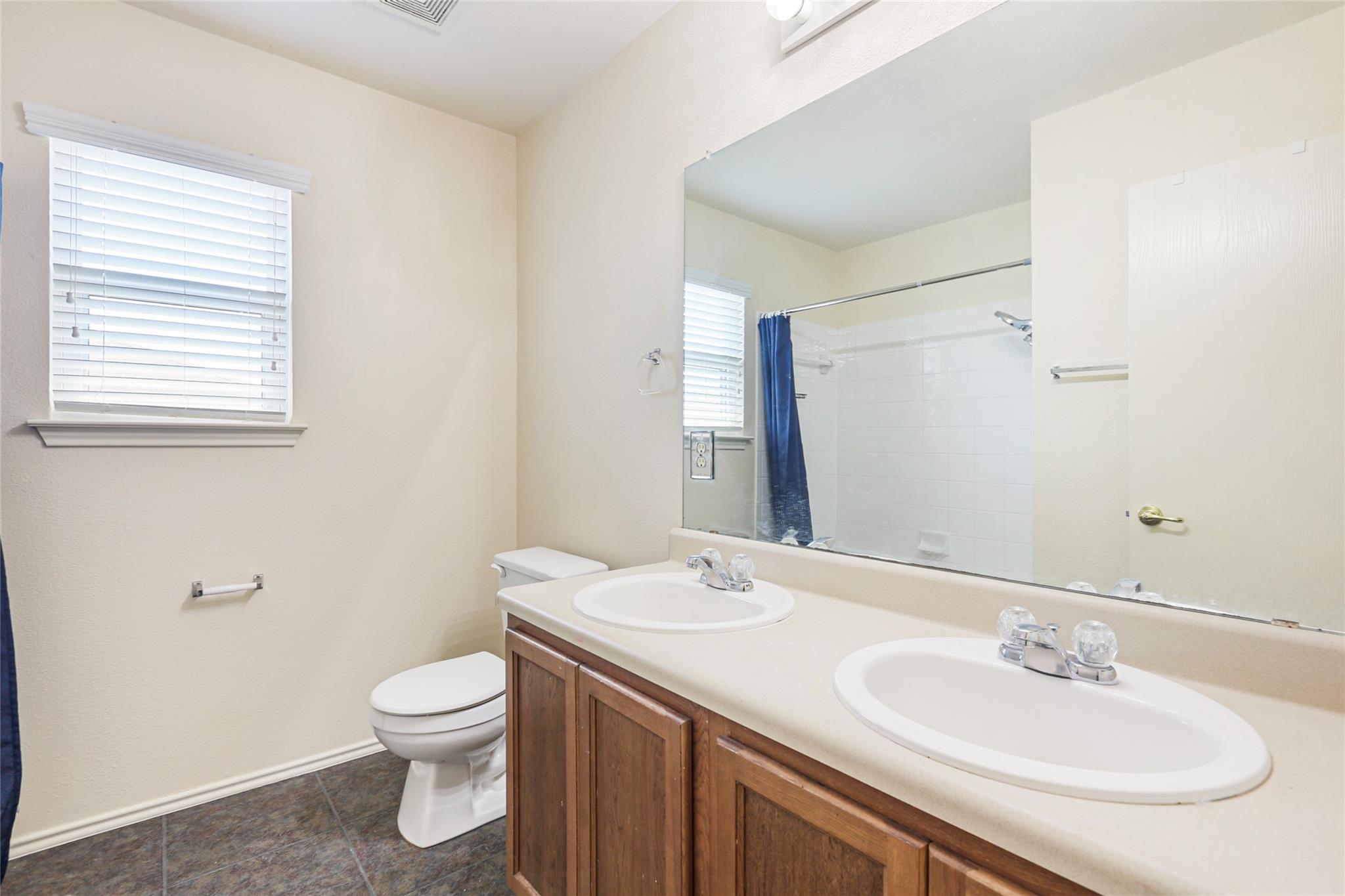 17737 Golden Valley Dr, Manor, TX 78653