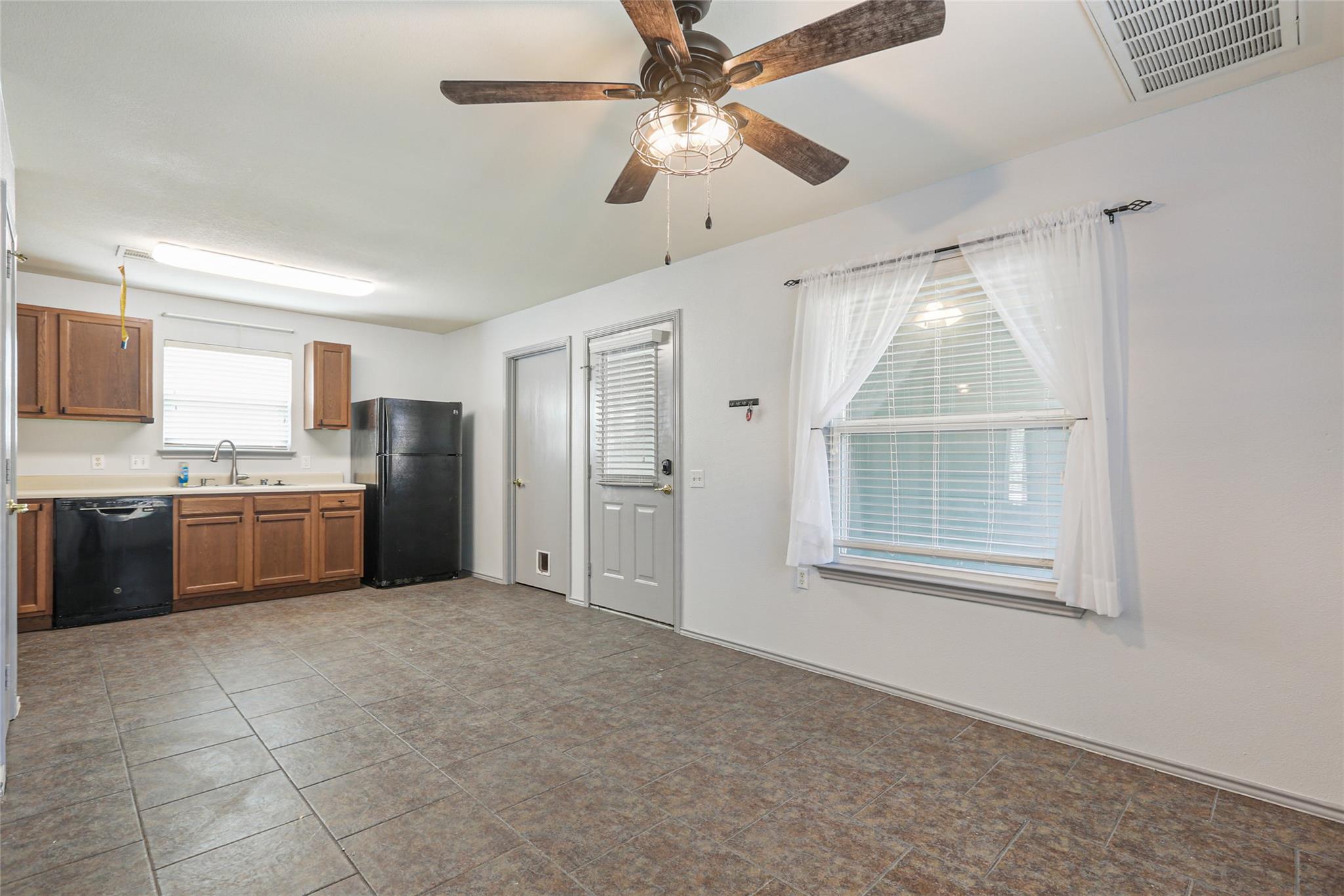 17737 Golden Valley Dr, Manor, TX 78653