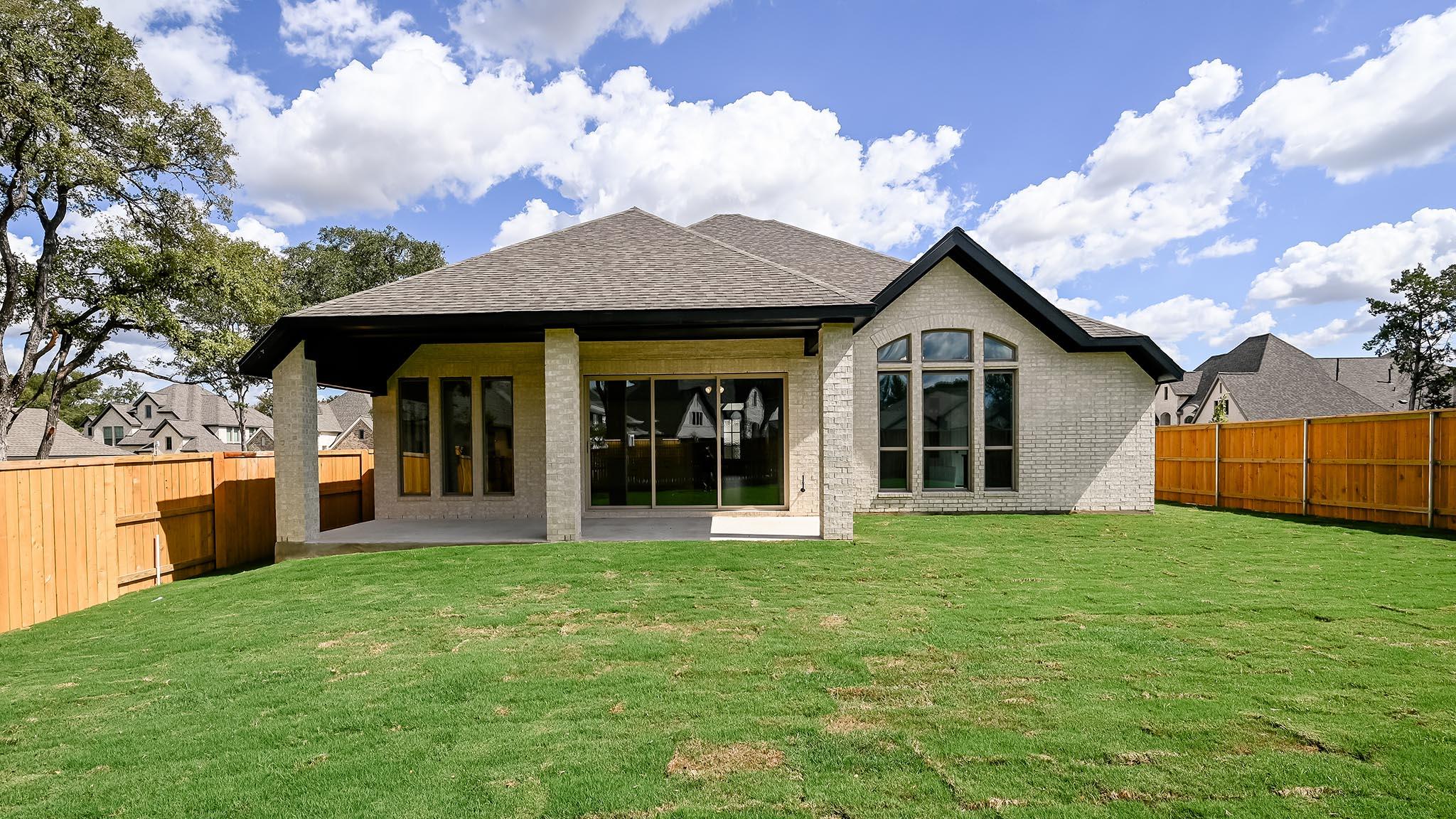 326 Seaside Sparrow Way, Kyle, TX 78640