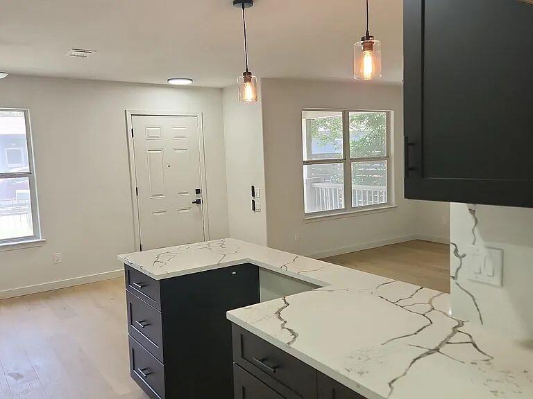 2410 Santa Rita St, Austin, TX 78702
