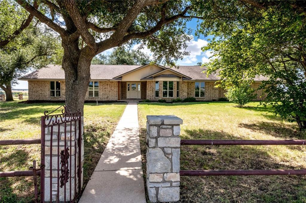 3739 S Fm 2184, Rogers, TX 76569