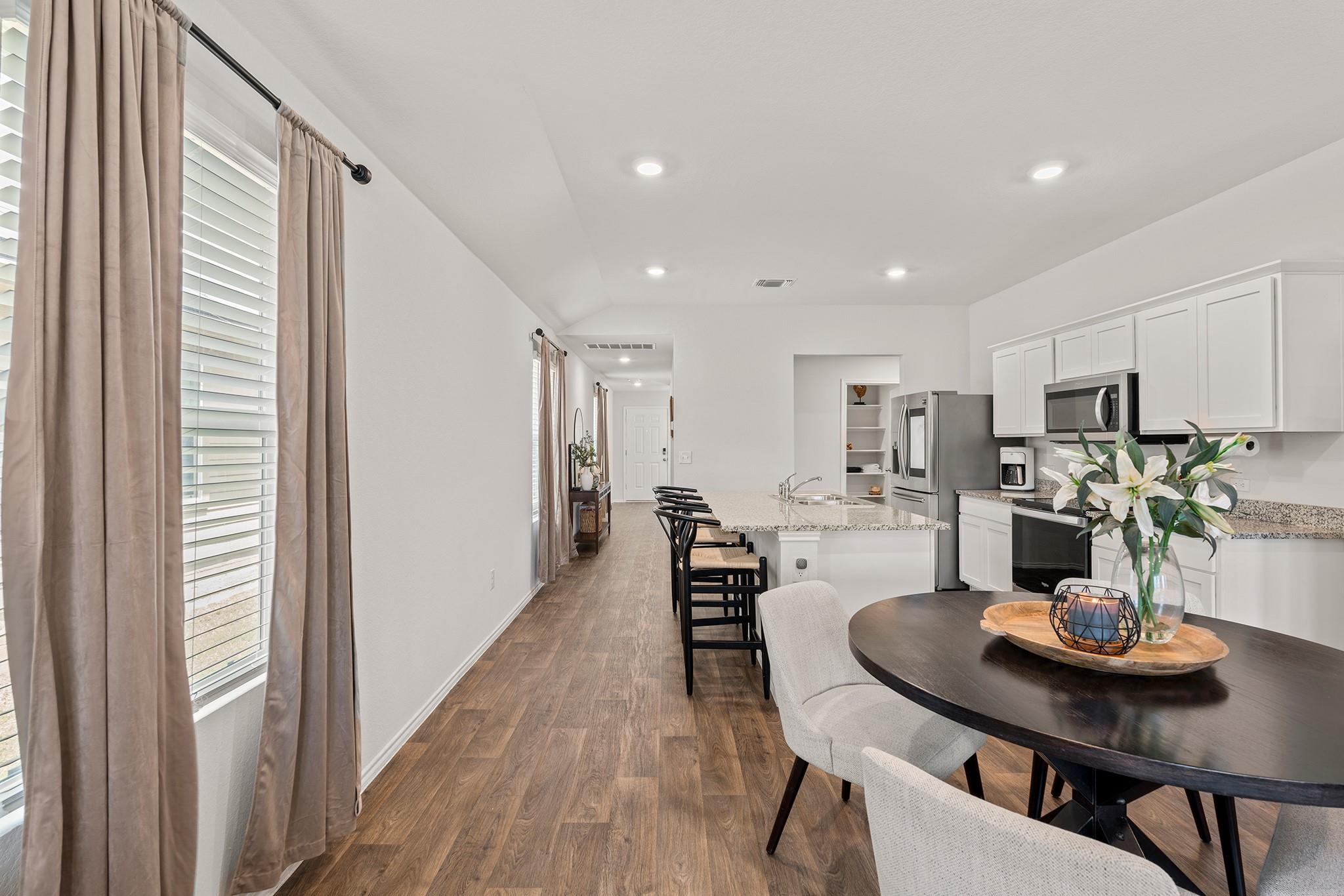 11817 Rush Ln, Elgin, TX 78621