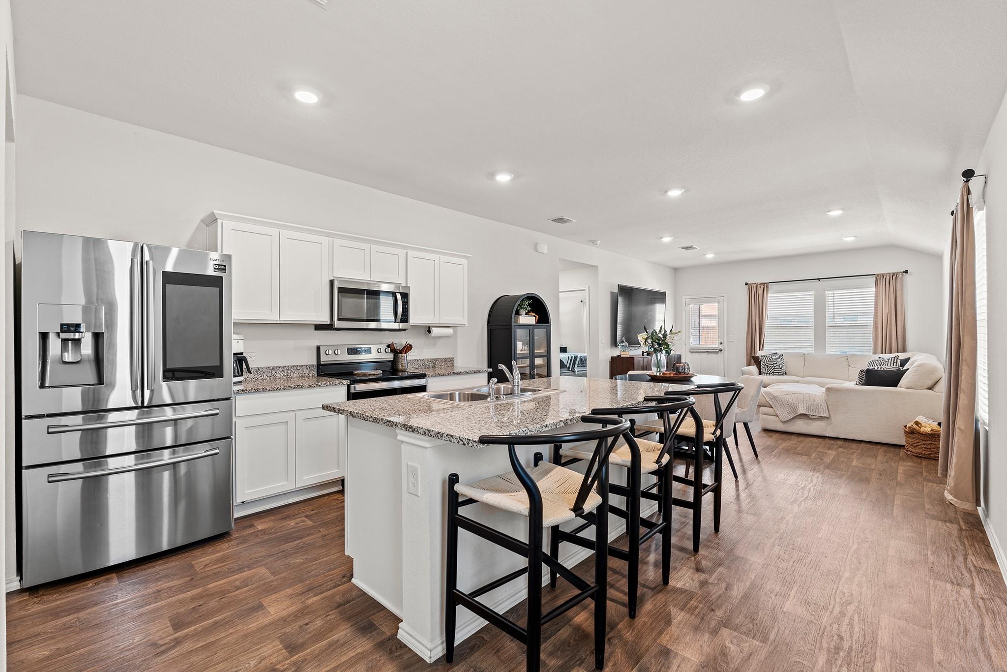 11817 Rush Ln, Elgin, TX 78621