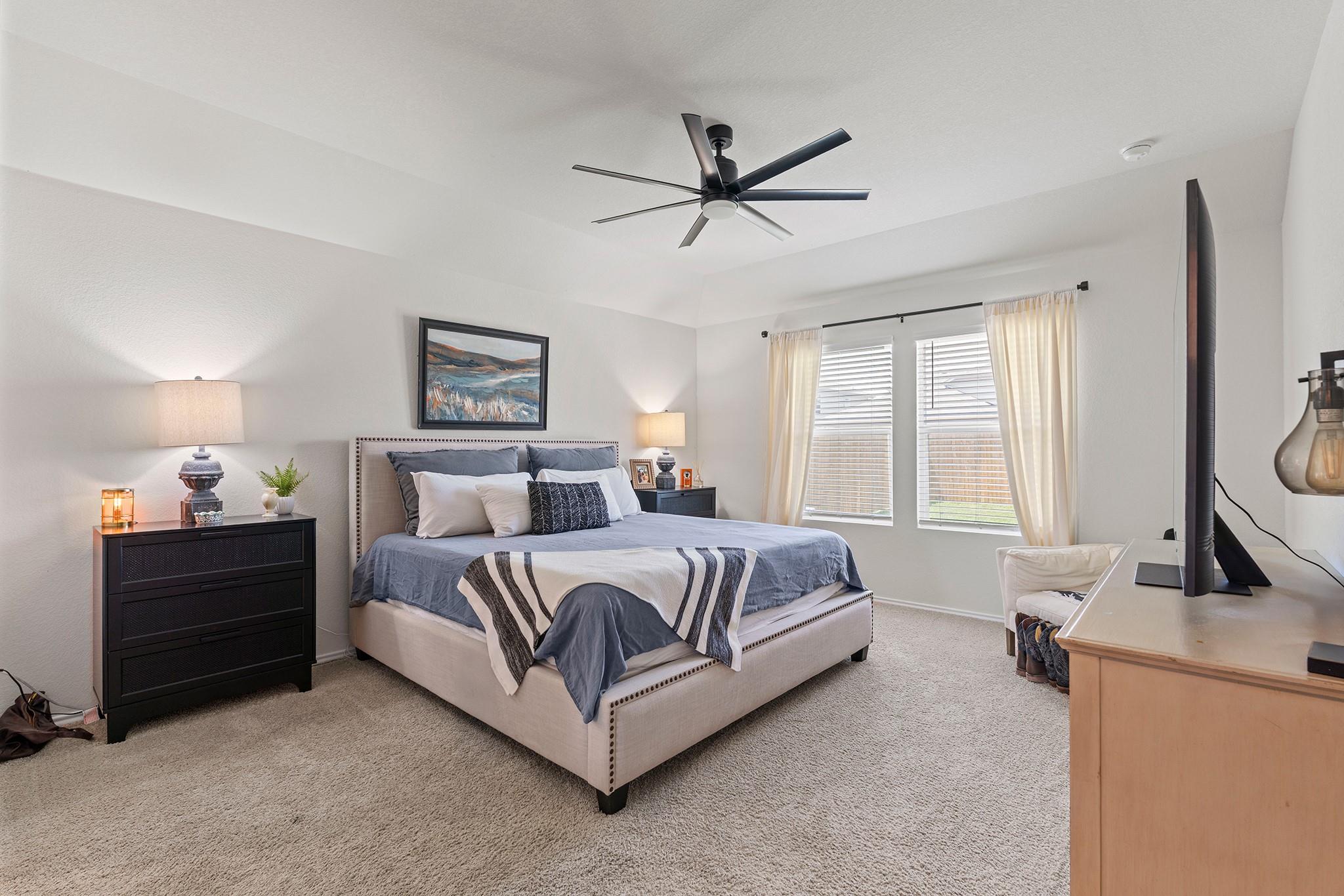 11817 Rush Ln, Elgin, TX 78621