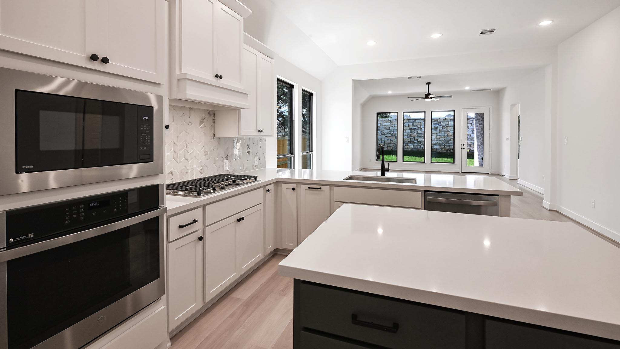 175 High Rock Pass, Kyle, TX 78640