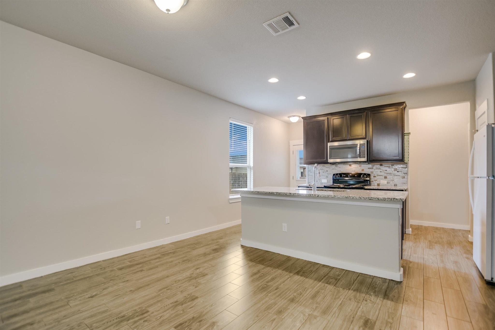 124 Ancellotta Way, Leander, TX 78641