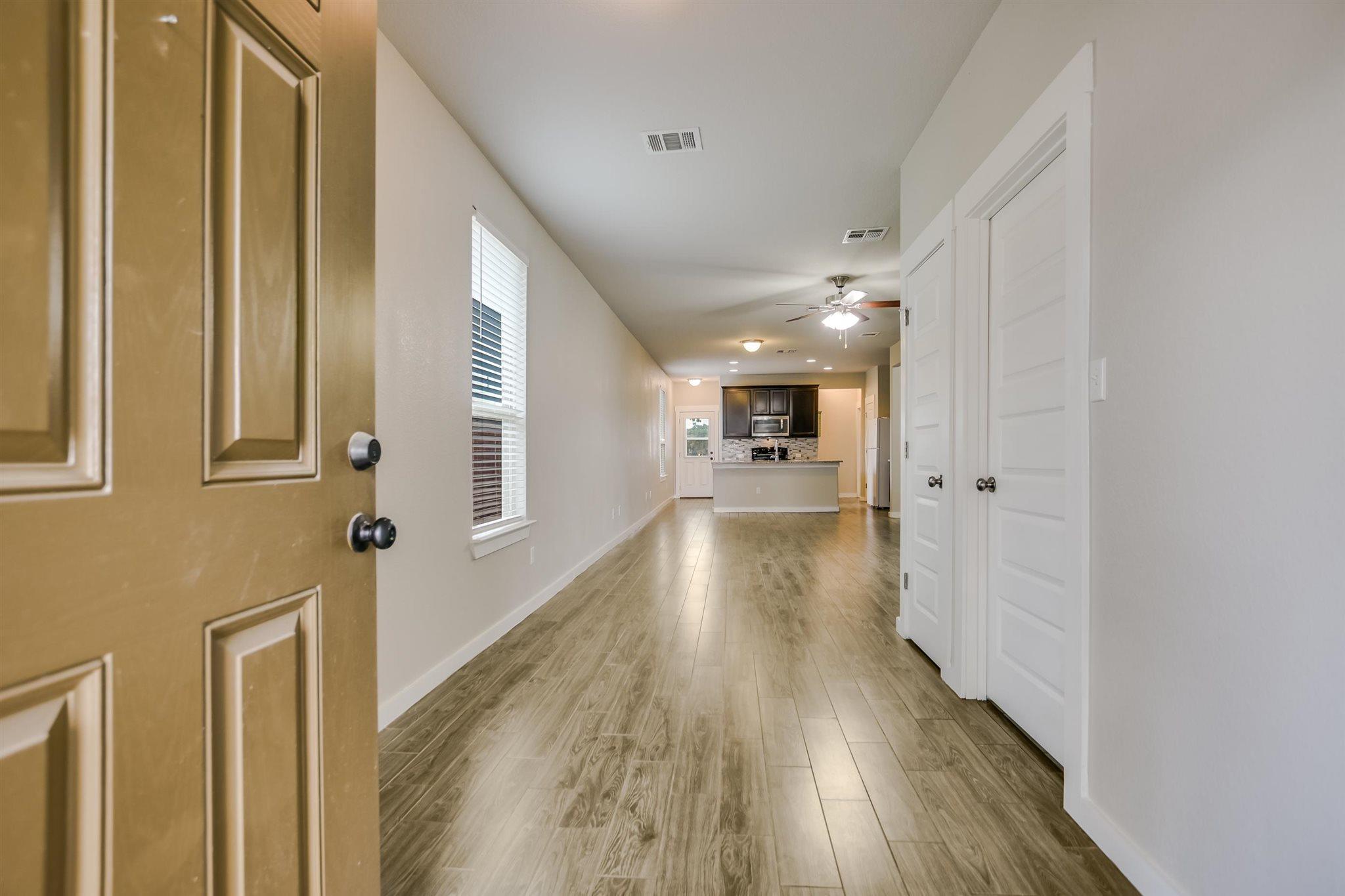 124 Ancellotta Way, Leander, TX 78641