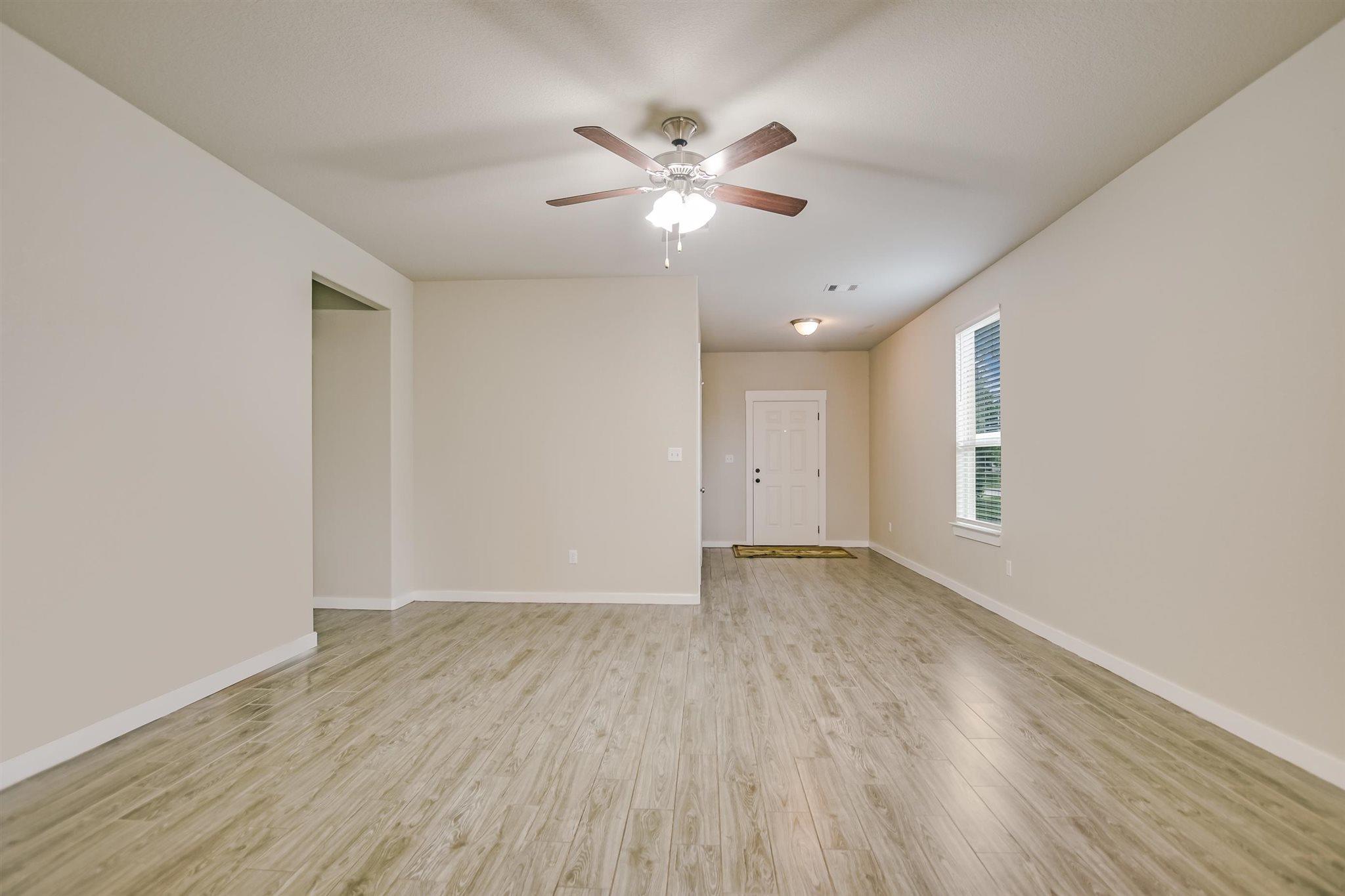 124 Ancellotta Way, Leander, TX 78641