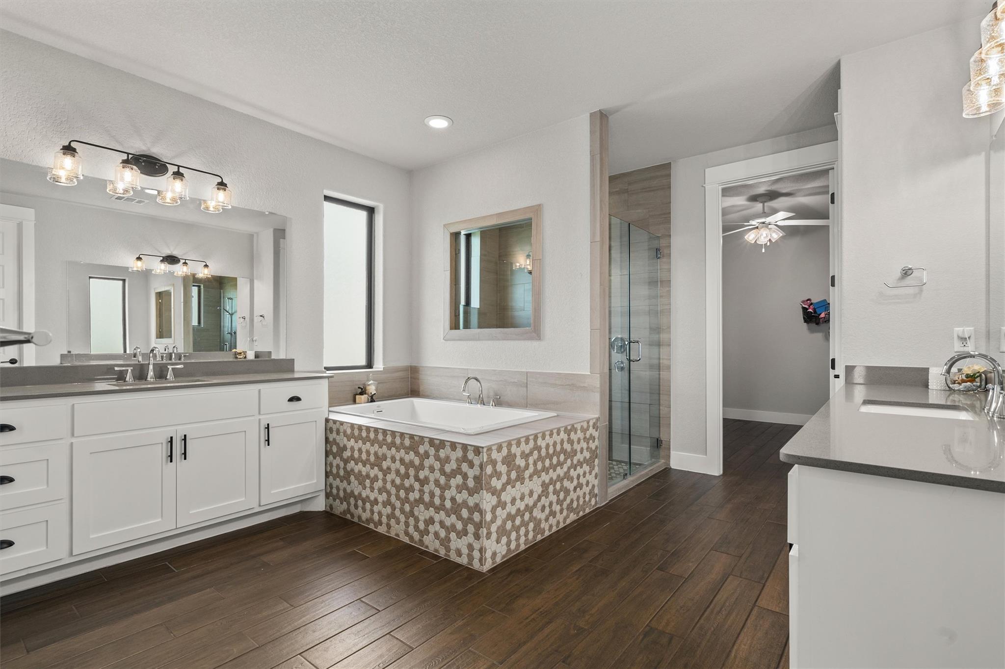 205 Honey Locust Cv, Leander, TX 78641
