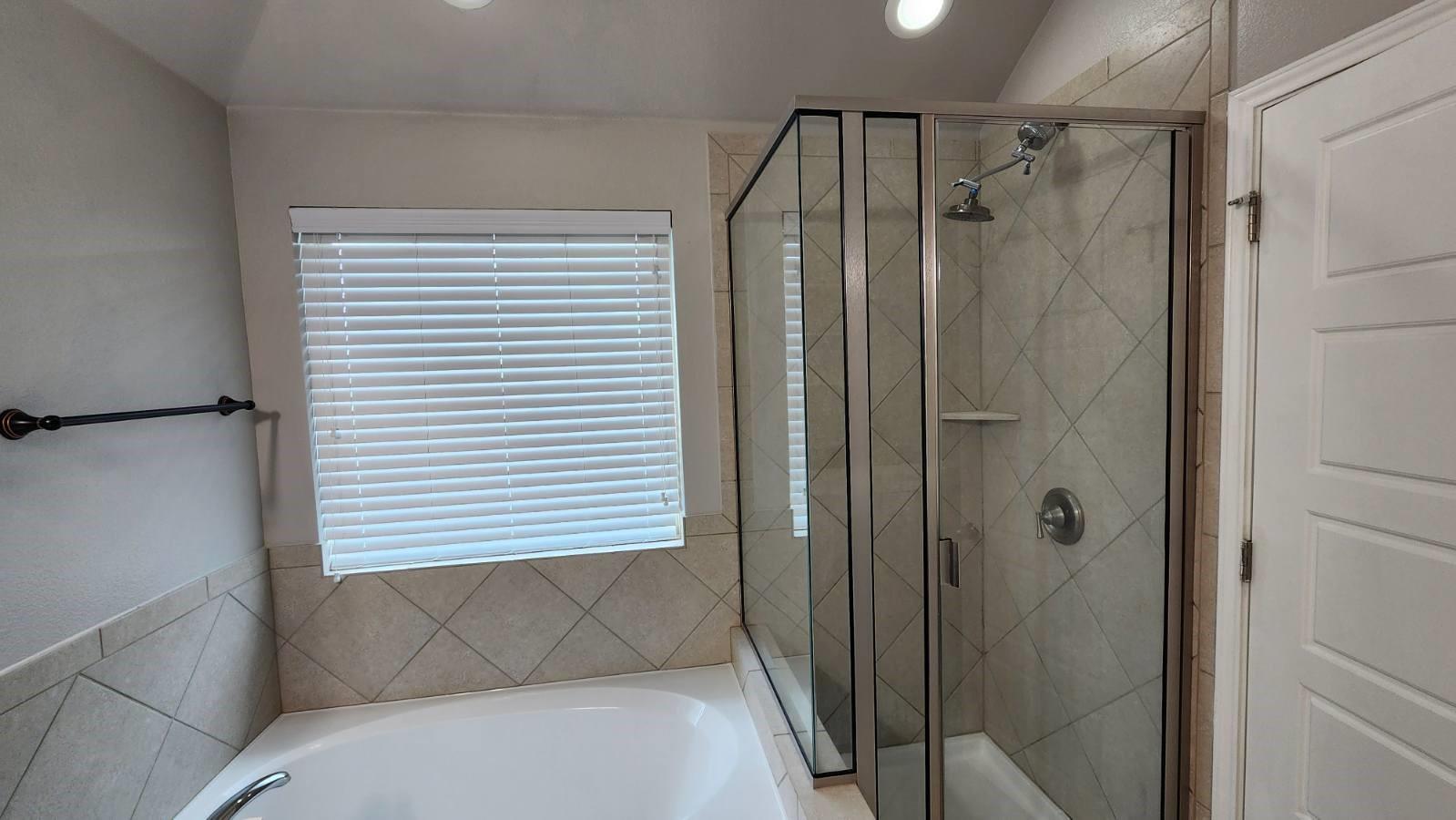 256 Pebble Creek Ln, Buda, TX 78610
