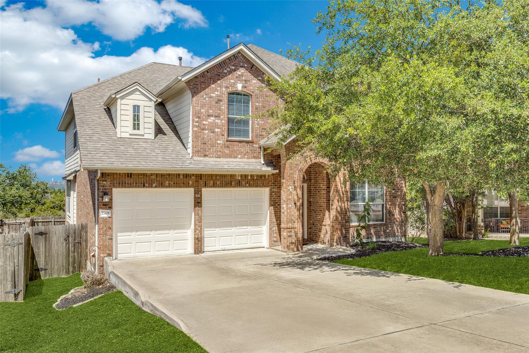2401 Golden Gate Park, Austin, TX 78732