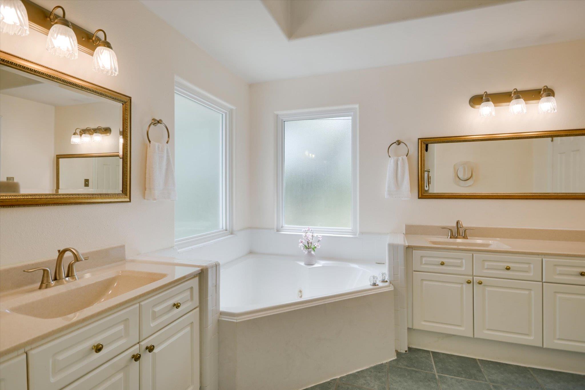 116 Saddlehorn Dr, Dripping Springs, TX 78620