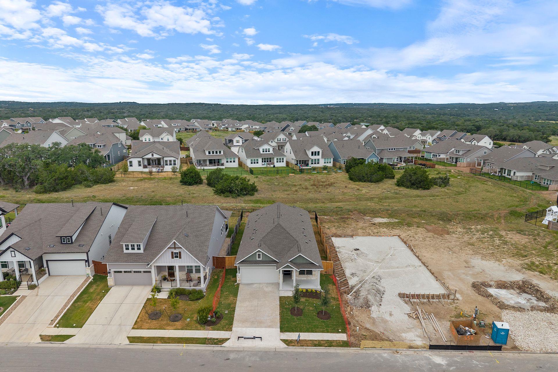 566 Sage Thrasher Cir, Dripping Springs, TX 78620