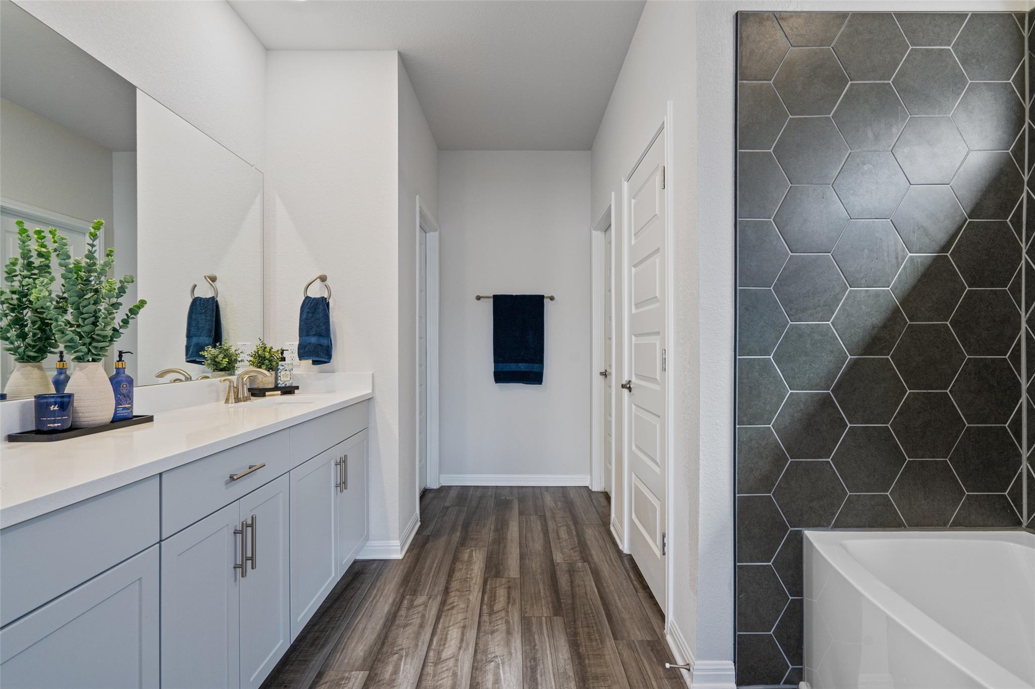 134 Stellers Swoop, Cedar Creek, TX 78612