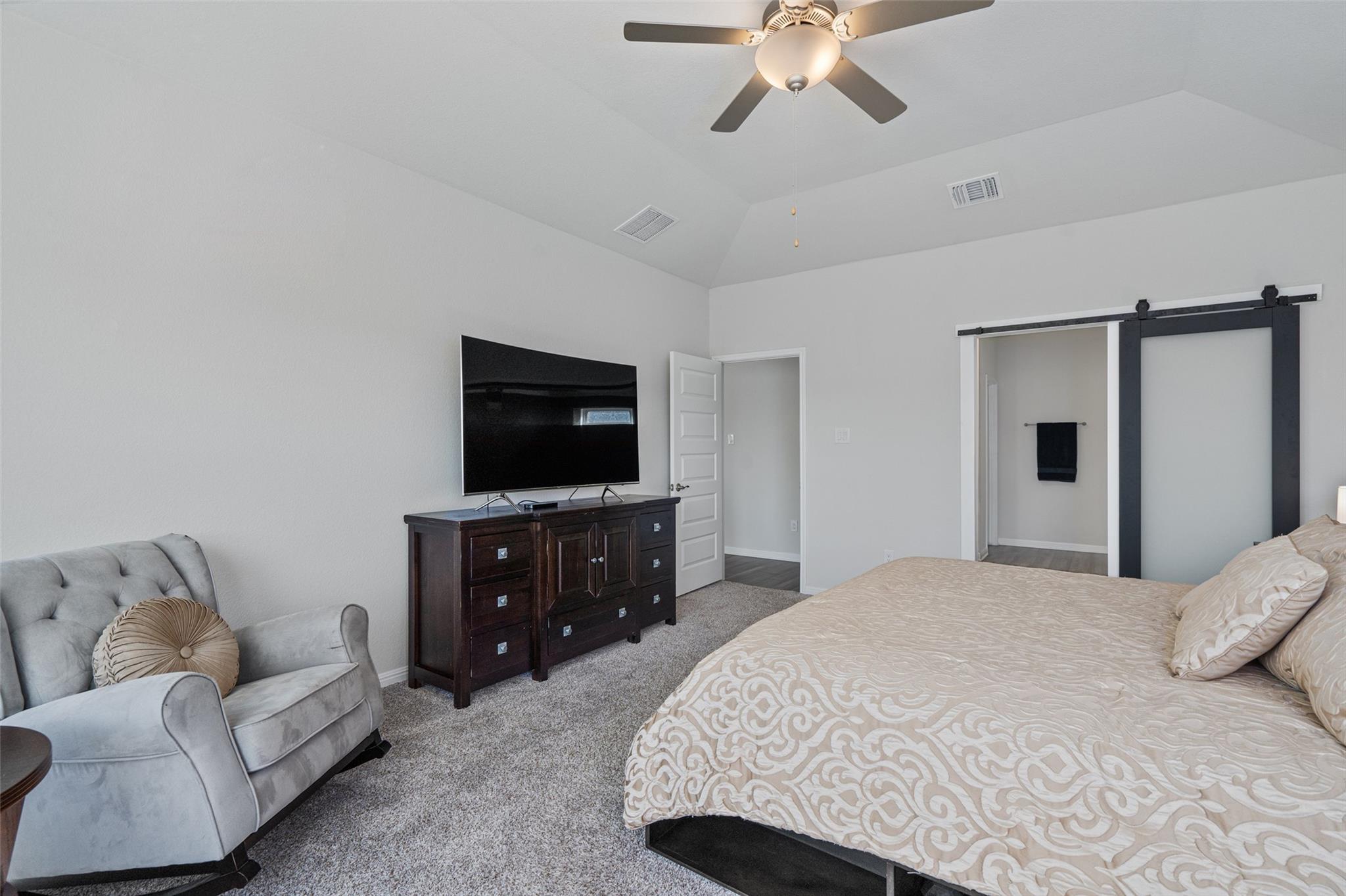 134 Stellers Swoop, Cedar Creek, TX 78612