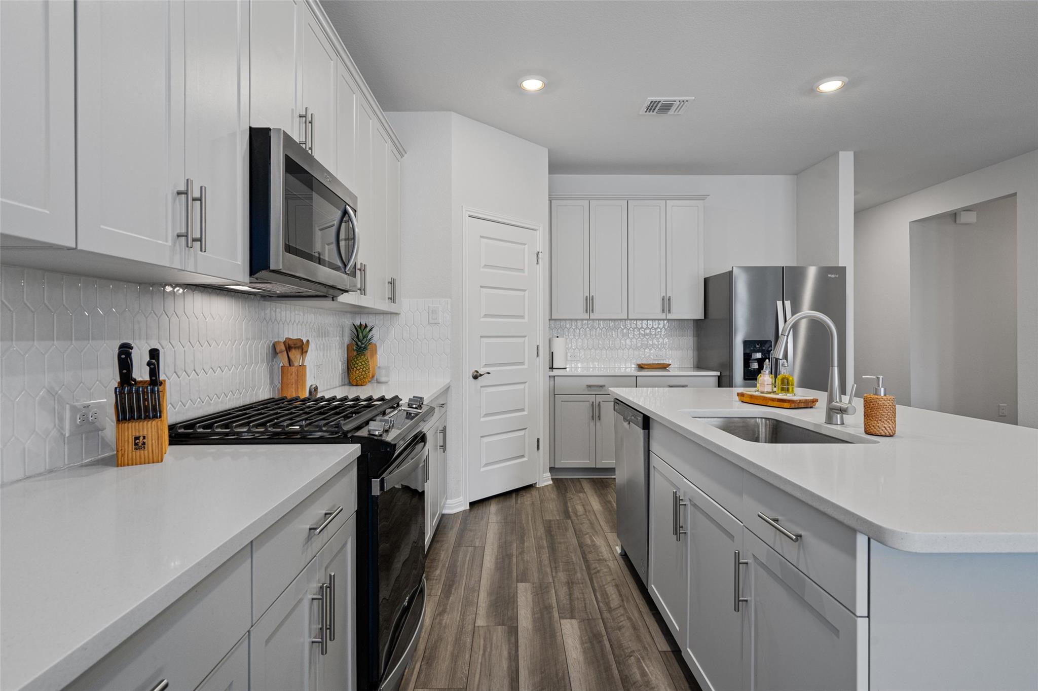 134 Stellers Swoop, Cedar Creek, TX 78612