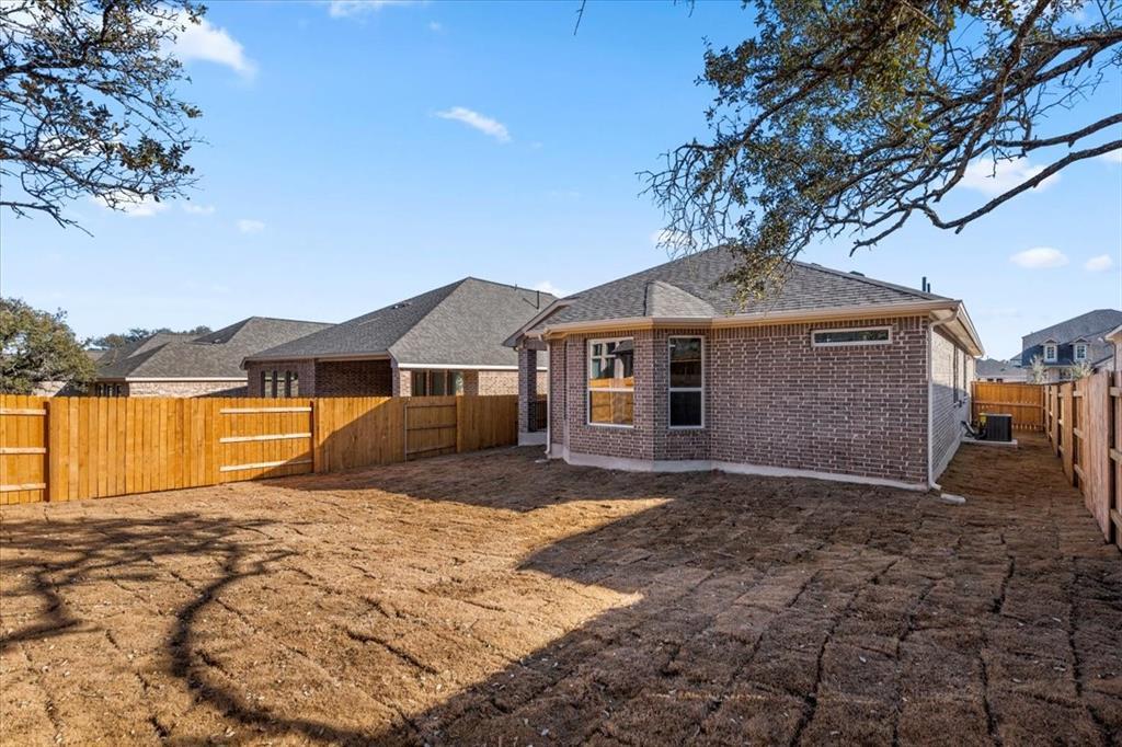 133 Green Knoll Ln, Georgetown, TX 78628