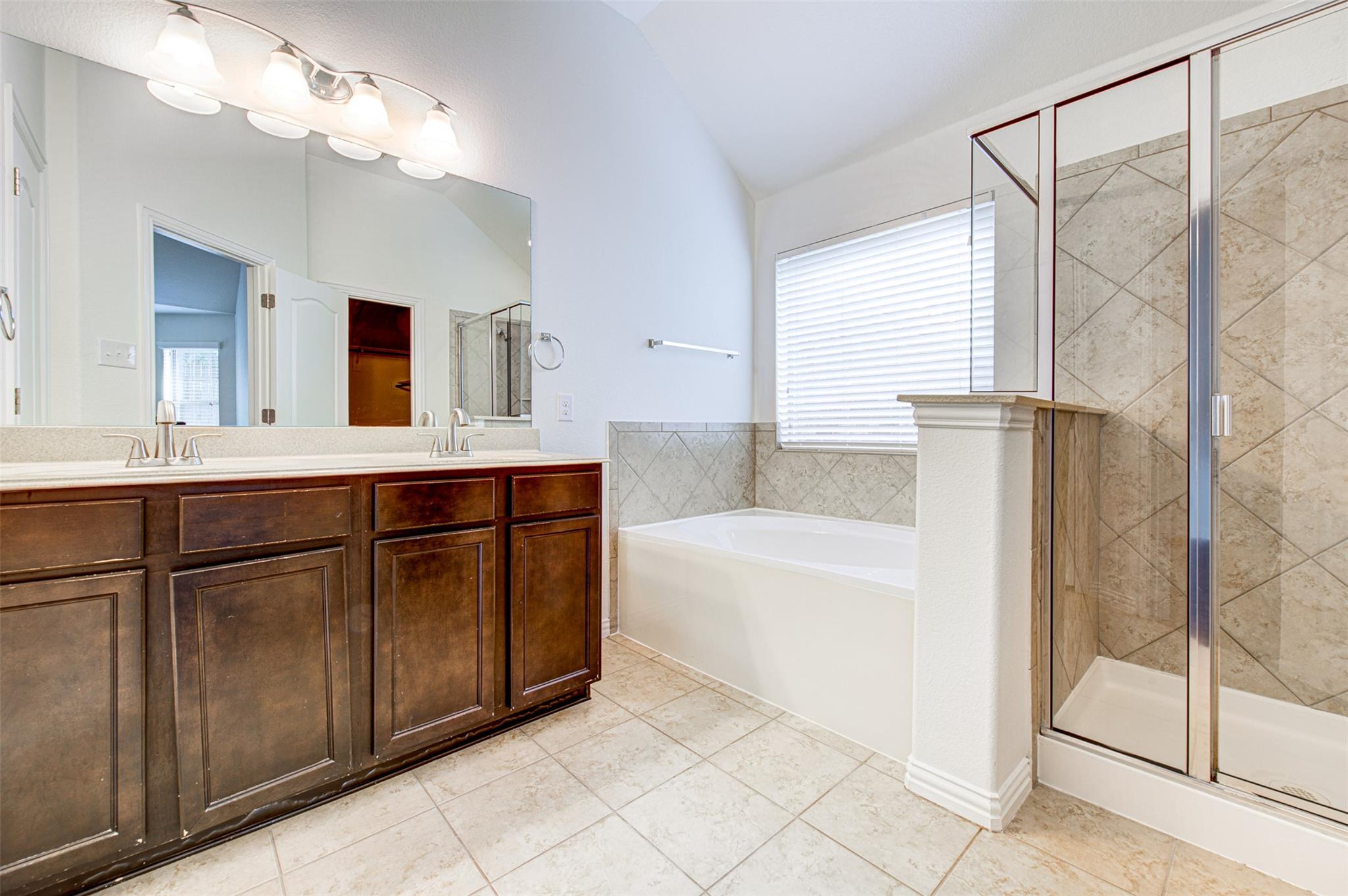 306 Snow Owl Holw, Buda, TX 78610