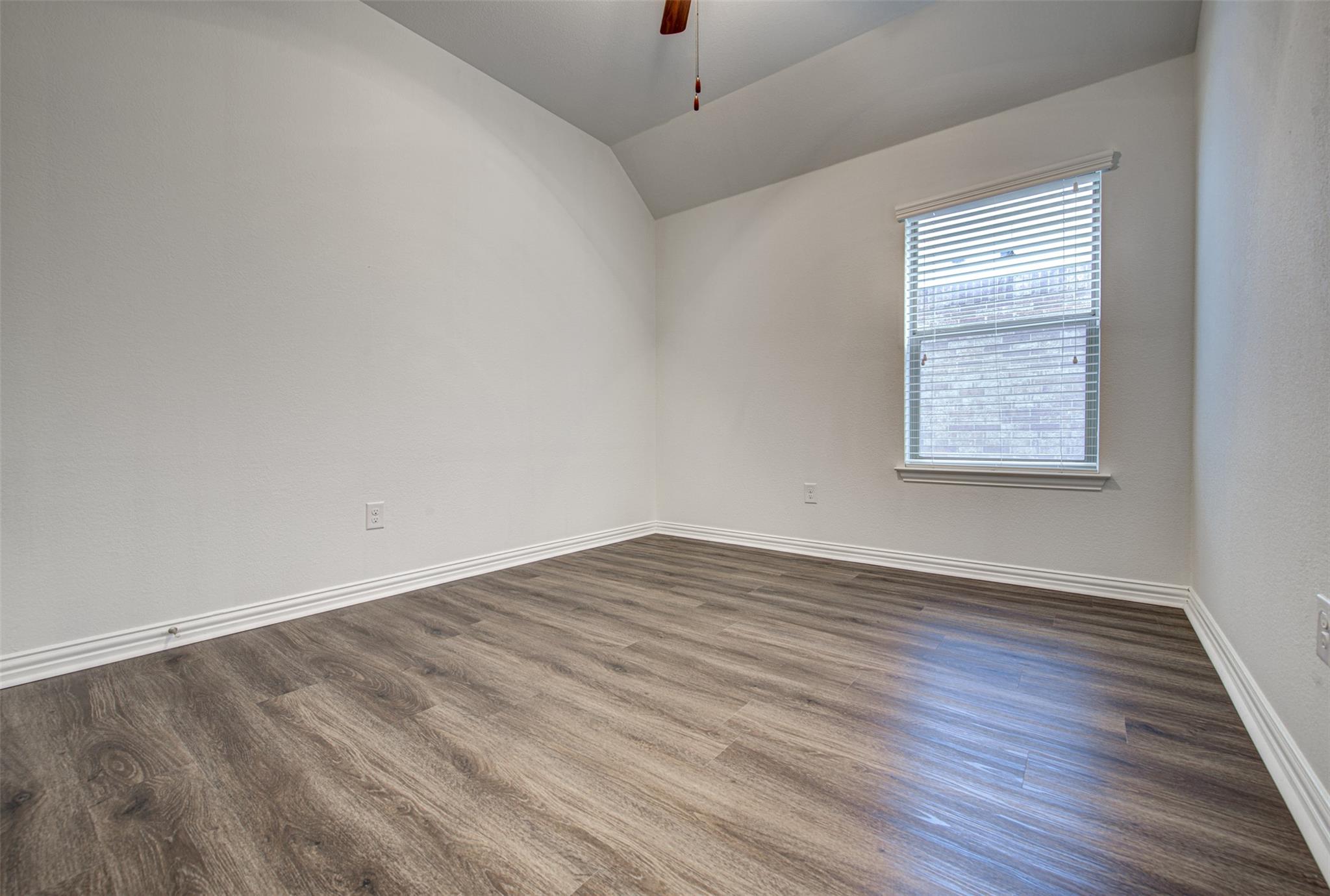 306 Snow Owl Holw, Buda, TX 78610