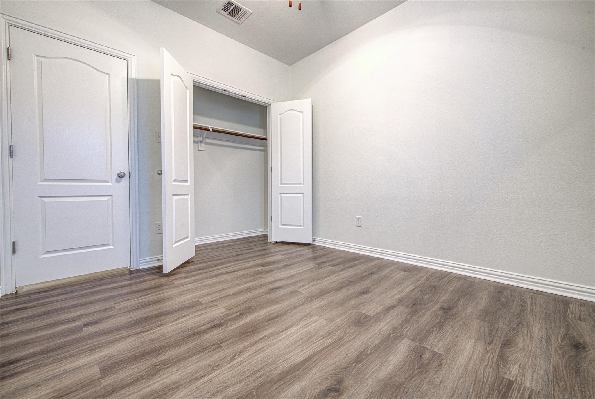306 Snow Owl Holw, Buda, TX 78610