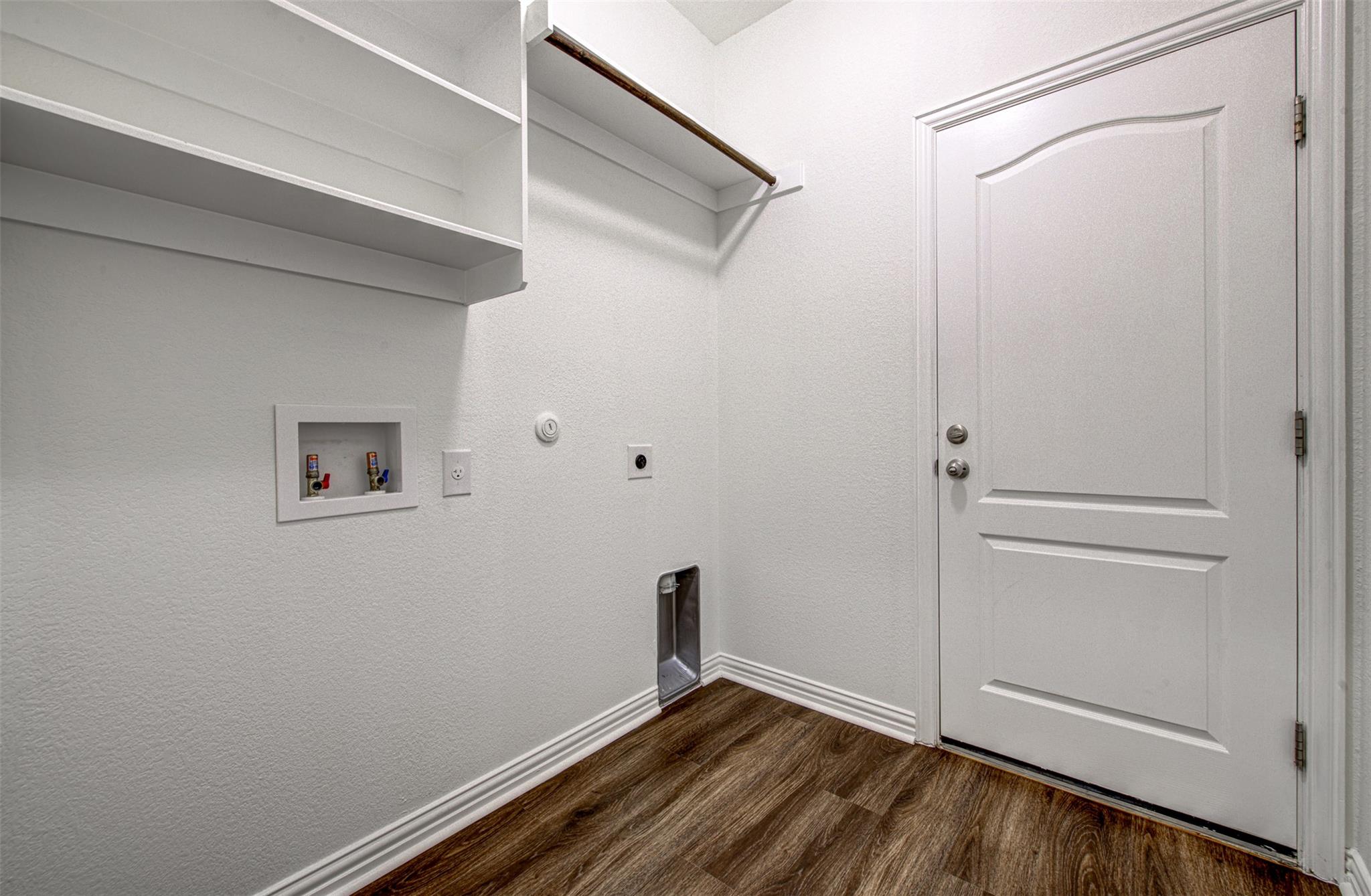 306 Snow Owl Holw, Buda, TX 78610