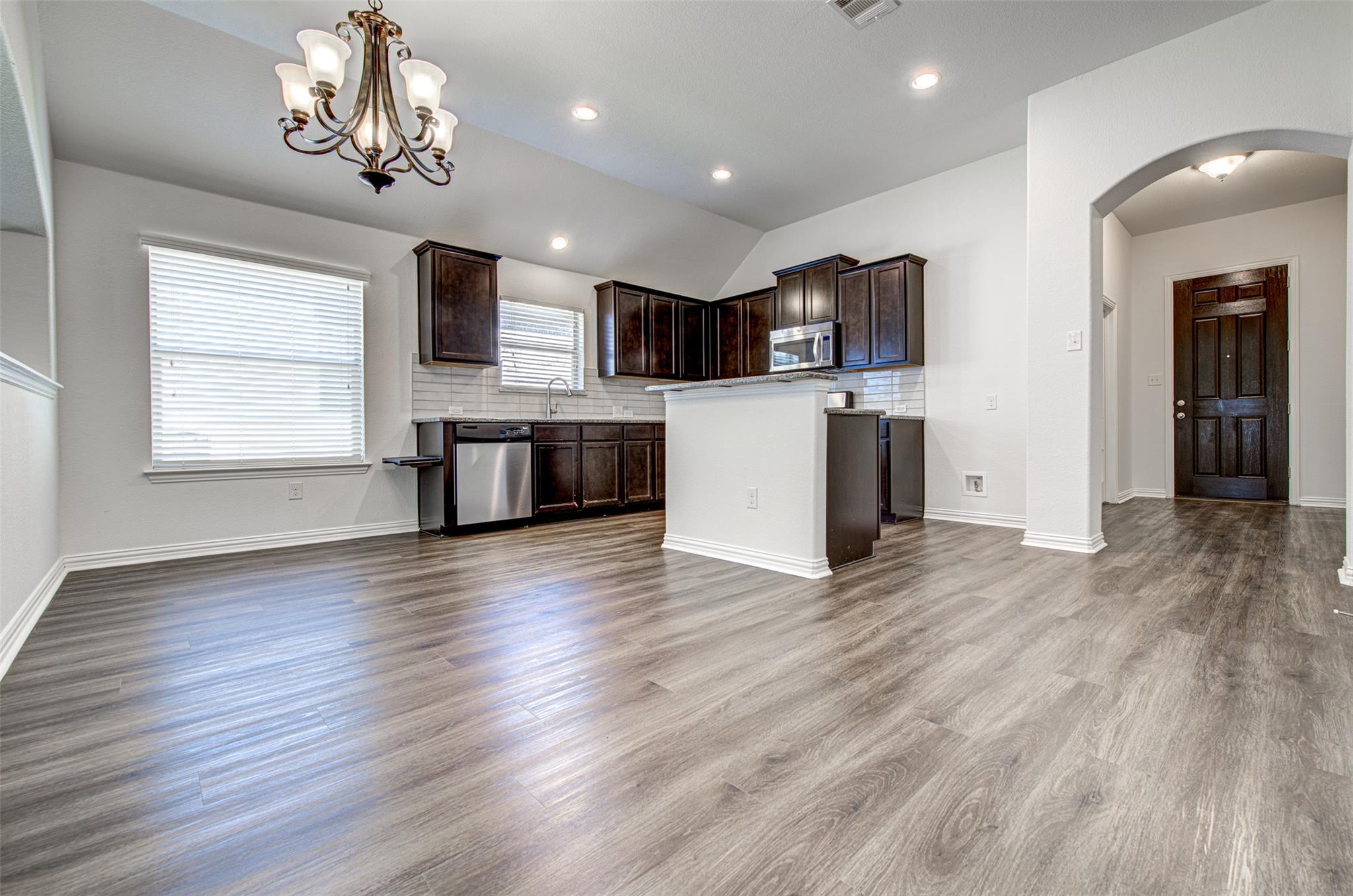 306 Snow Owl Holw, Buda, TX 78610