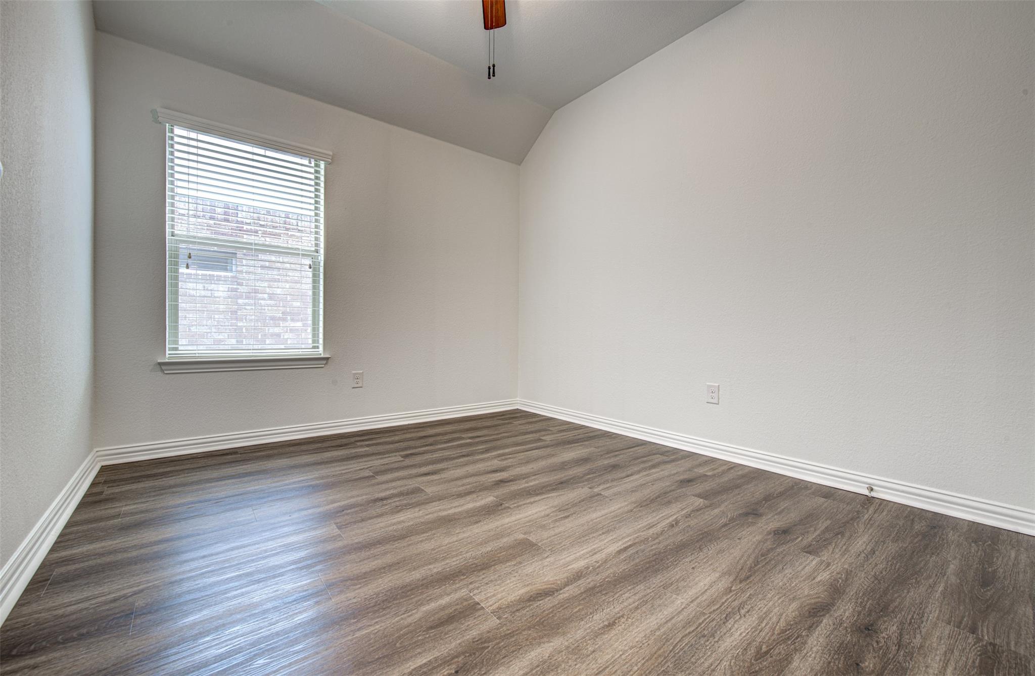 306 Snow Owl Holw, Buda, TX 78610