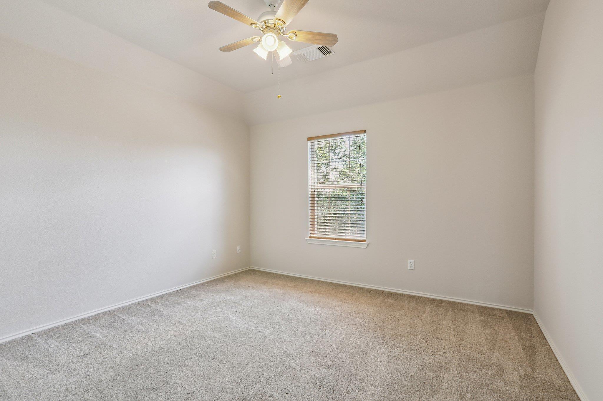 411 S Lynnwood Trl, Cedar Park, TX 78613