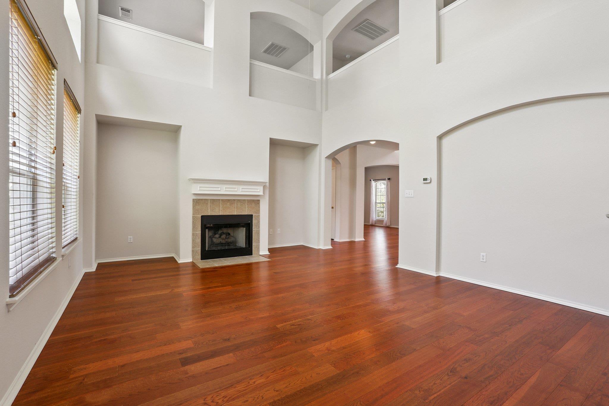 411 S Lynnwood Trl, Cedar Park, TX 78613